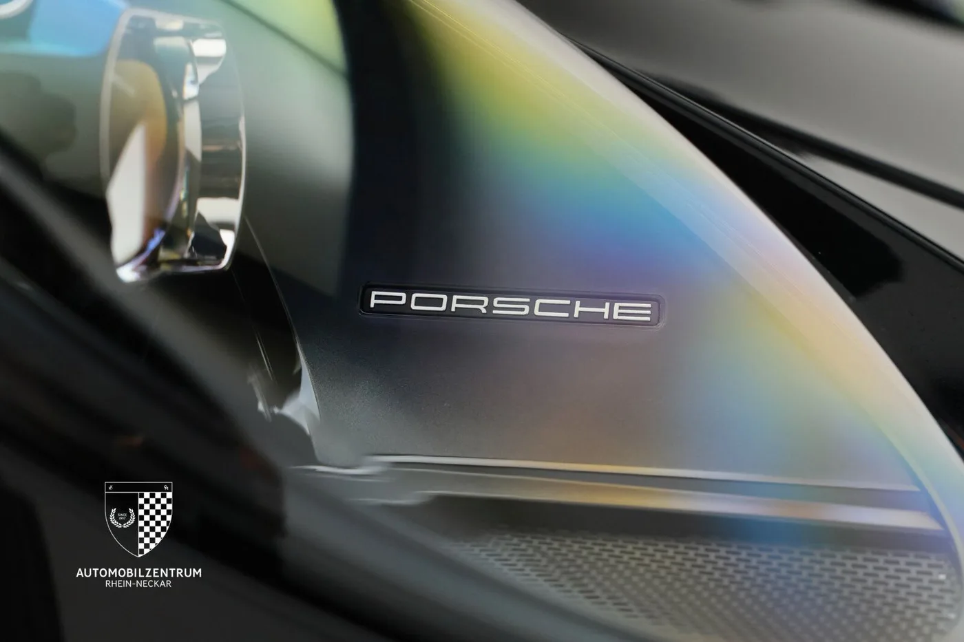 2021 Porsche 911 GT3 Touring offered by a supercar dealer in Viernheim, Germany, photo 10 of 25