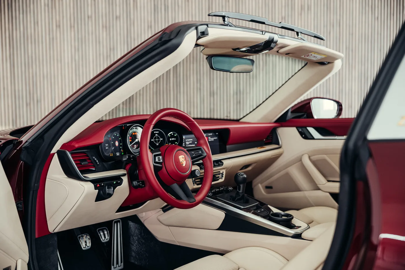 2021 Porsche 911 Targa 4S angeboten von einem Oldtimerspezialisten in Stuttgart, Deutschland, Foto 22 von 25