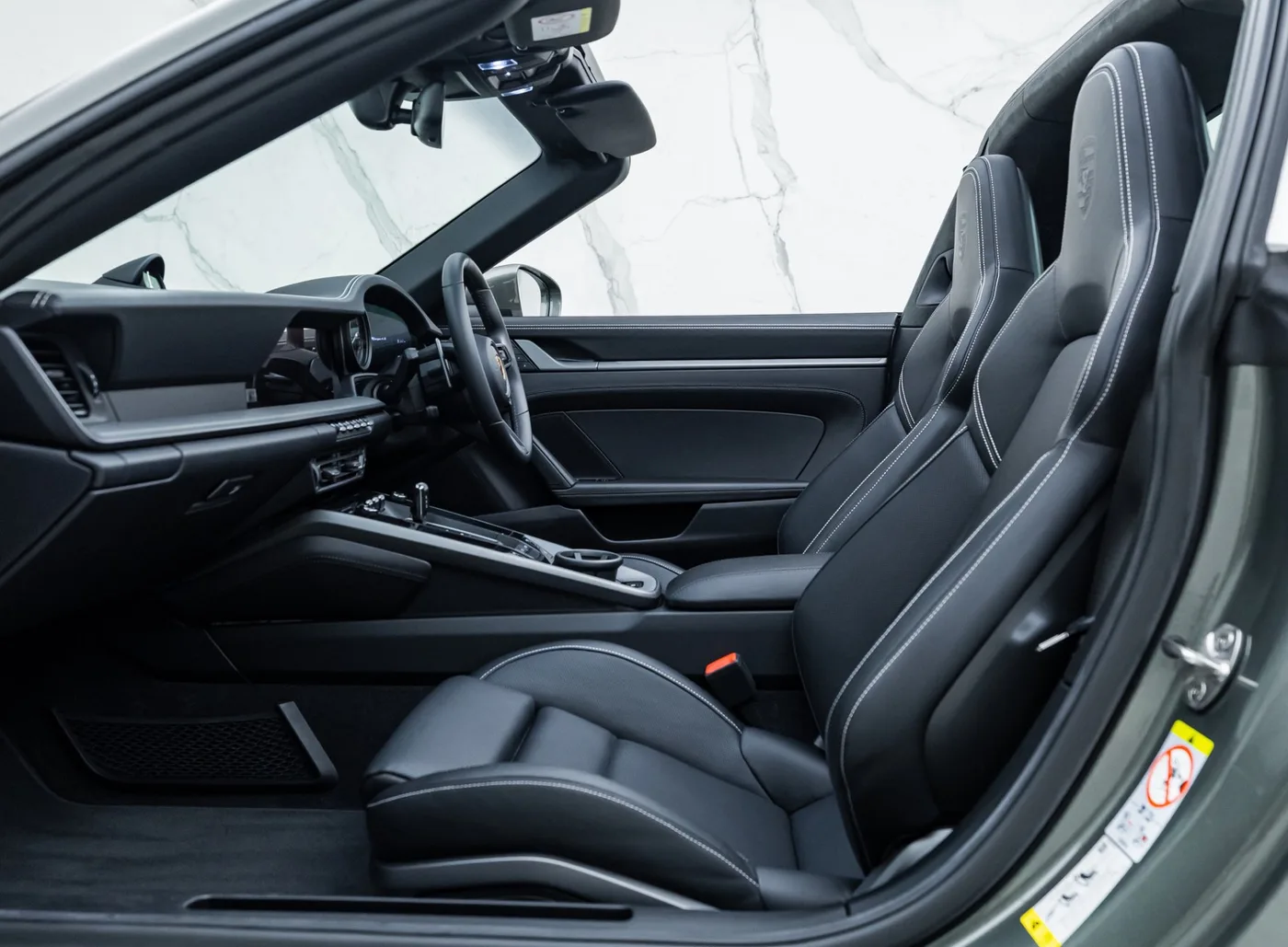 2021 Porsche 911 Targa 4S offered by a specialist dealer in Banstead, United Kingdom, photo 22 of 25