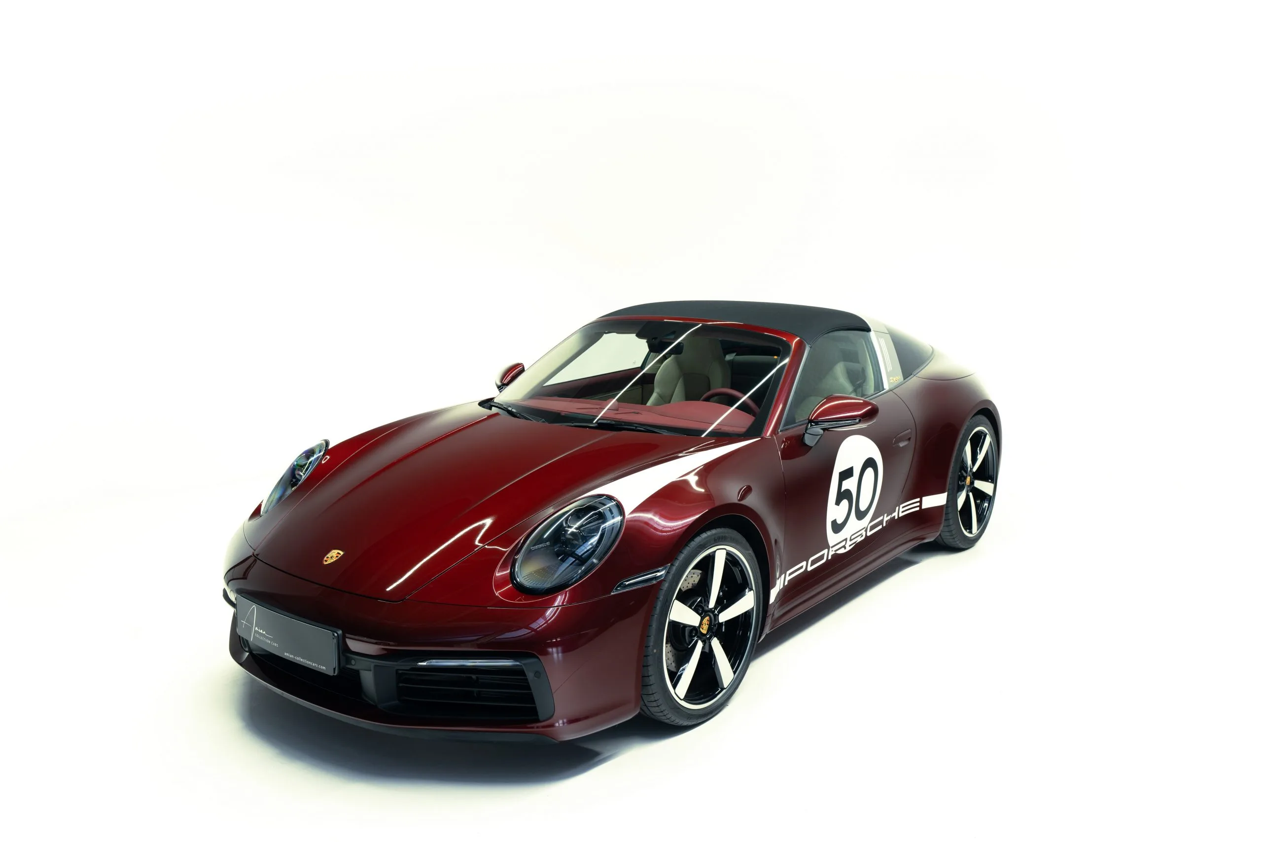 2021 Porsche 911 Targa 4S offered by a specialist dealer in Kerpen, Germany, main photo