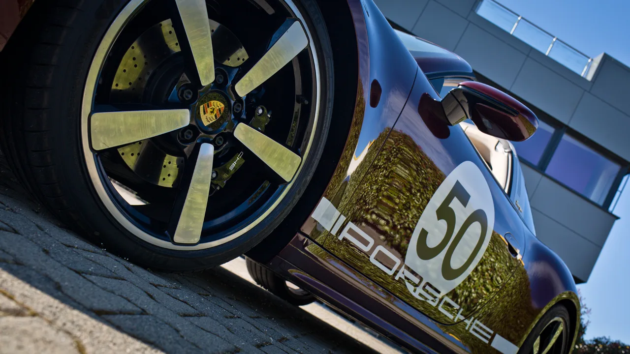 2021 Porsche 911 Targa 4S offered by a specialist dealer in Cologne, Germany, photo 5 of 25