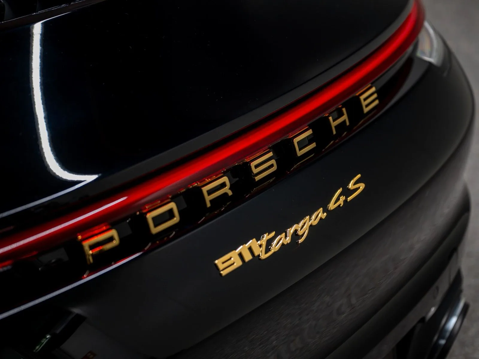 2021 Porsche 911 Targa 4S Heritage Design Edition, 13/30