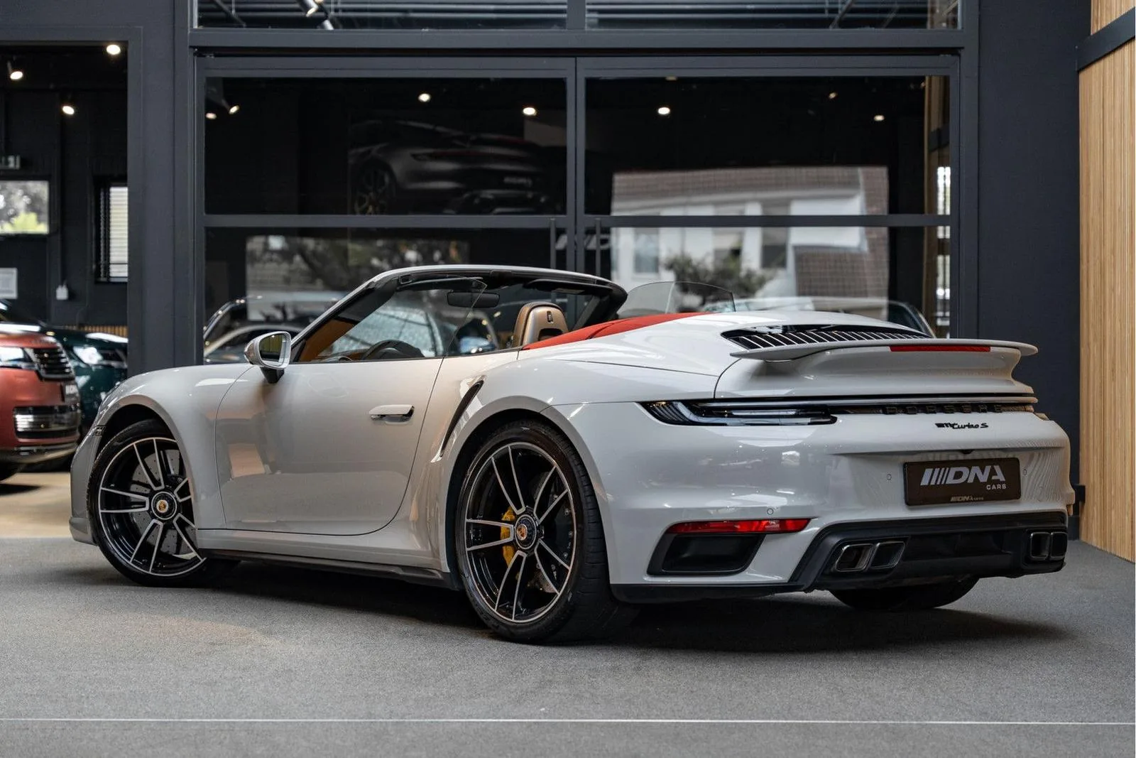 2021 Porsche 911 Turbo S Cabriolet, 5/30
