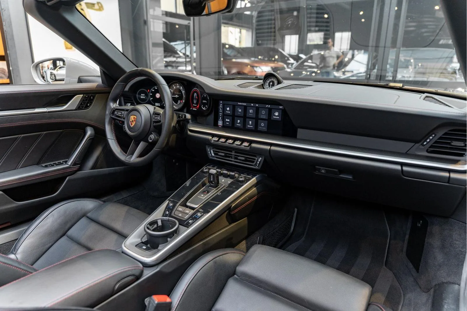 2021 Porsche 911 Turbo S Cabriolet, 8/30