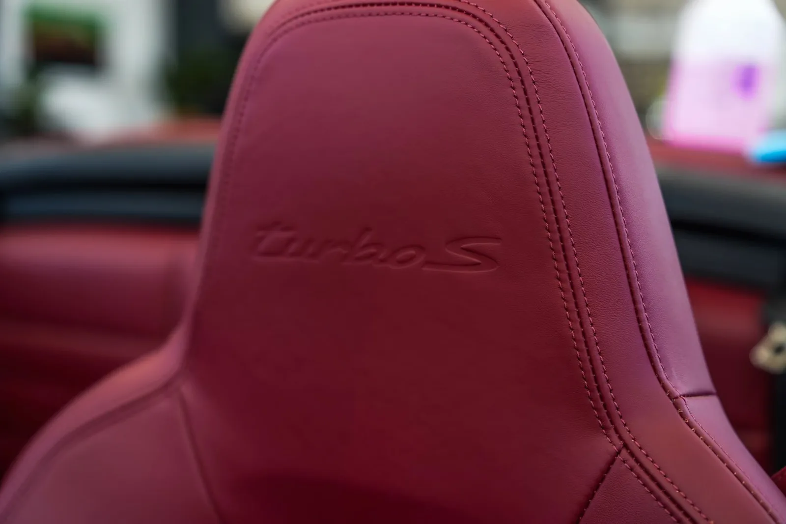 2021 Porsche 911 Turbo S Cabriolet, 16/30