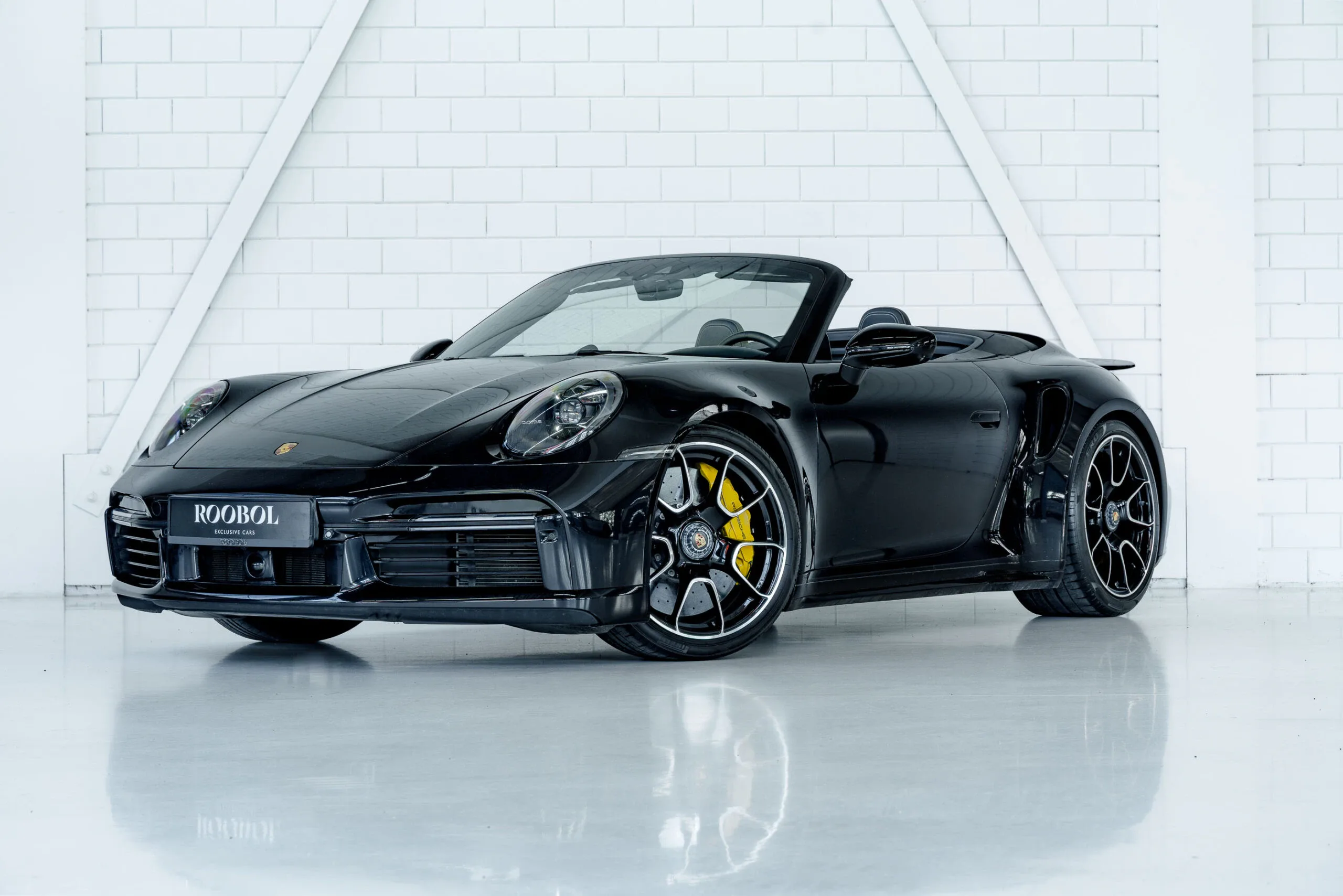 2021 Porsche 911 Turbo S Cabriolet angeboten von einem Fachhändler in Berkel en Rodenrijs, Niederlande, Hauptfoto