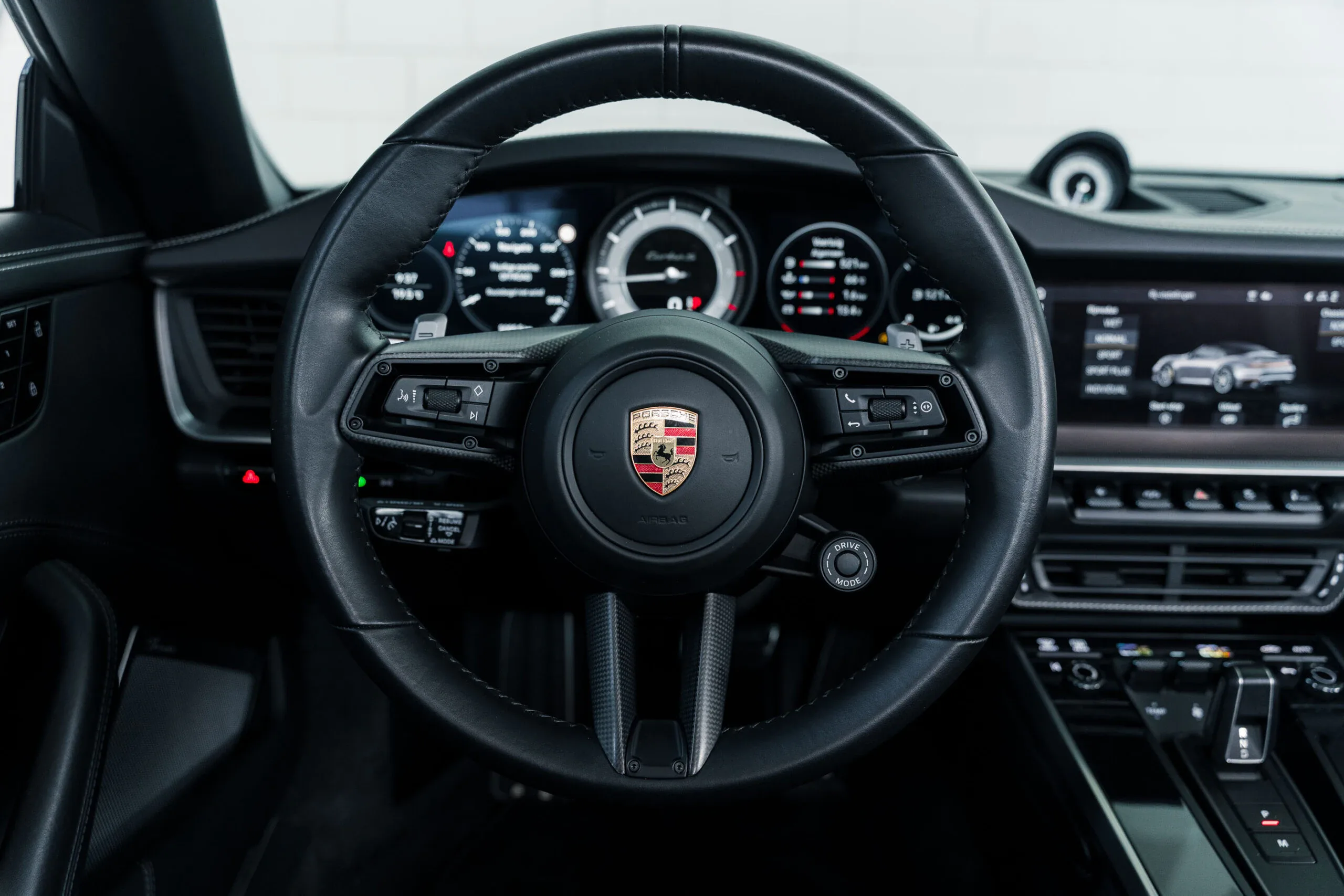 2021 Porsche 911 Turbo S Cabriolet, 25/30
