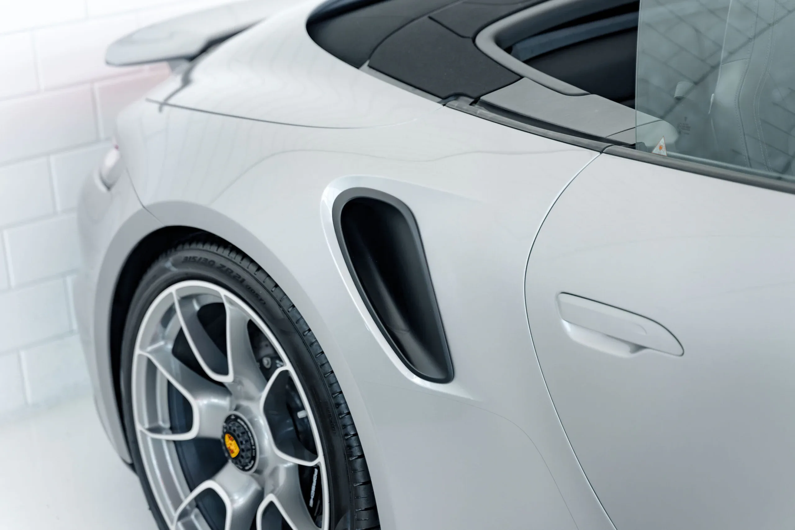 2021 Porsche 911 Turbo S Cabriolet, 11/30