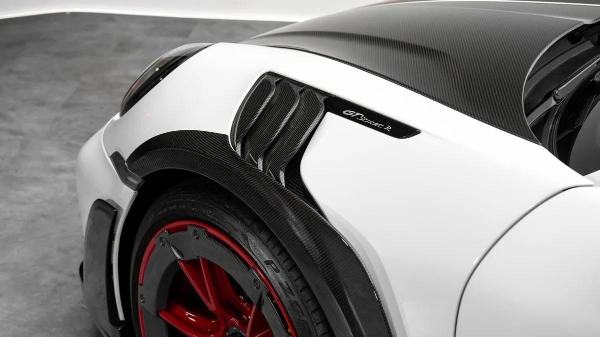 2021 Porsche 911 Turbo S offered by a specialist dealer in Dubai, United Arab Emirates, photo 10 of 25