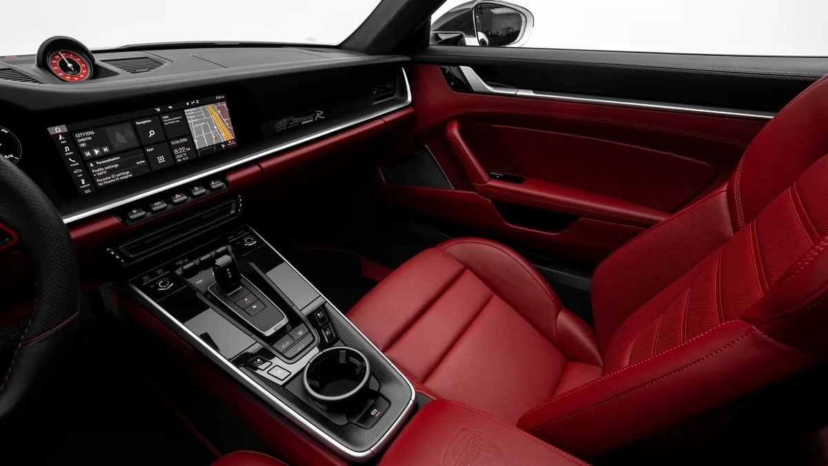 2021 Porsche 911 Turbo S offered by a specialist dealer in Dubai, United Arab Emirates, photo 17 of 25