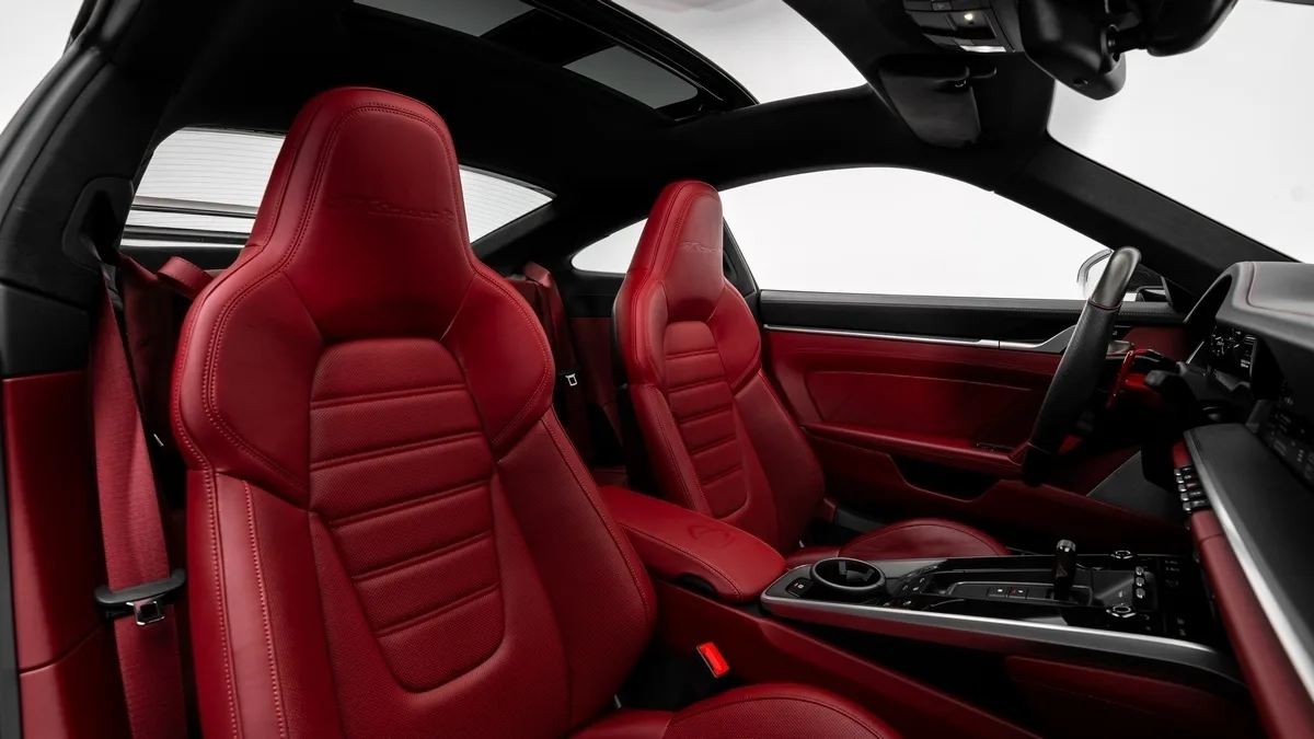 2021 Porsche 911 Turbo S offered by a specialist dealer in Dubai, United Arab Emirates, photo 23 of 25