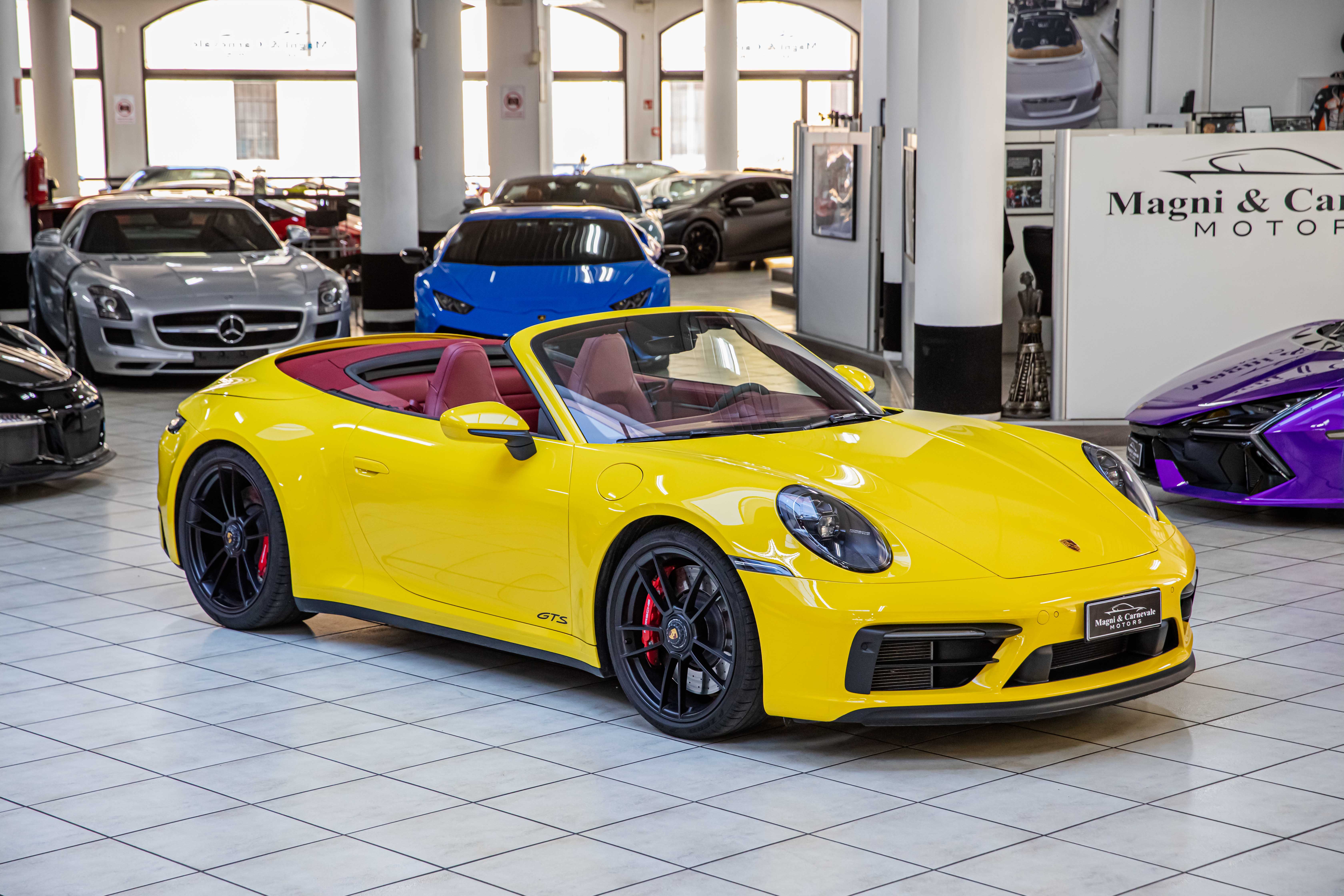 2021 Porsche 911 Carrera 4 GTS Cabriolet offered by a specialist dealer in Milan, Italy, photo 2 of 20