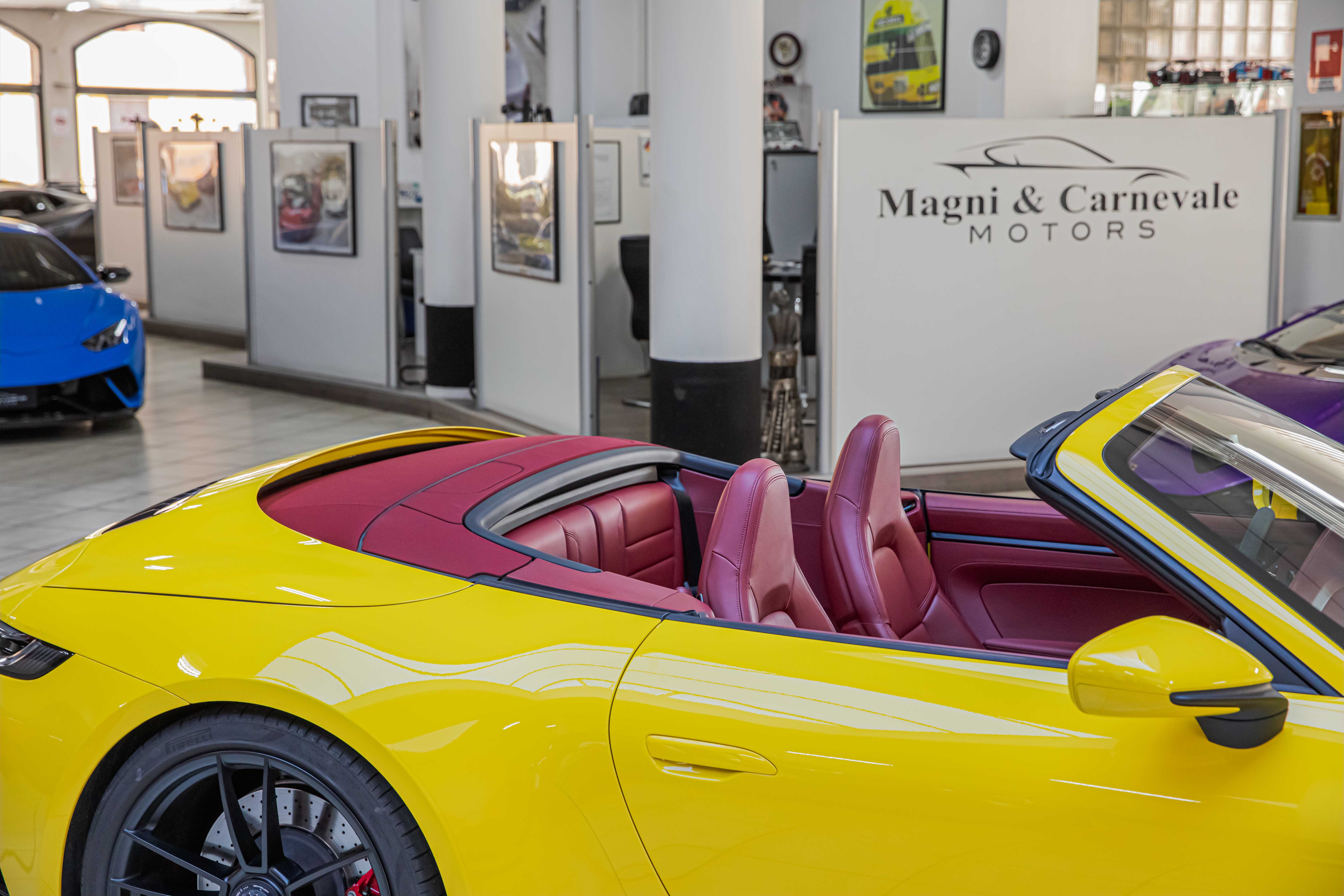 2021 Porsche 911 Carrera 4 GTS Cabriolet offered by a specialist dealer in Milan, Italy, photo 10 of 20