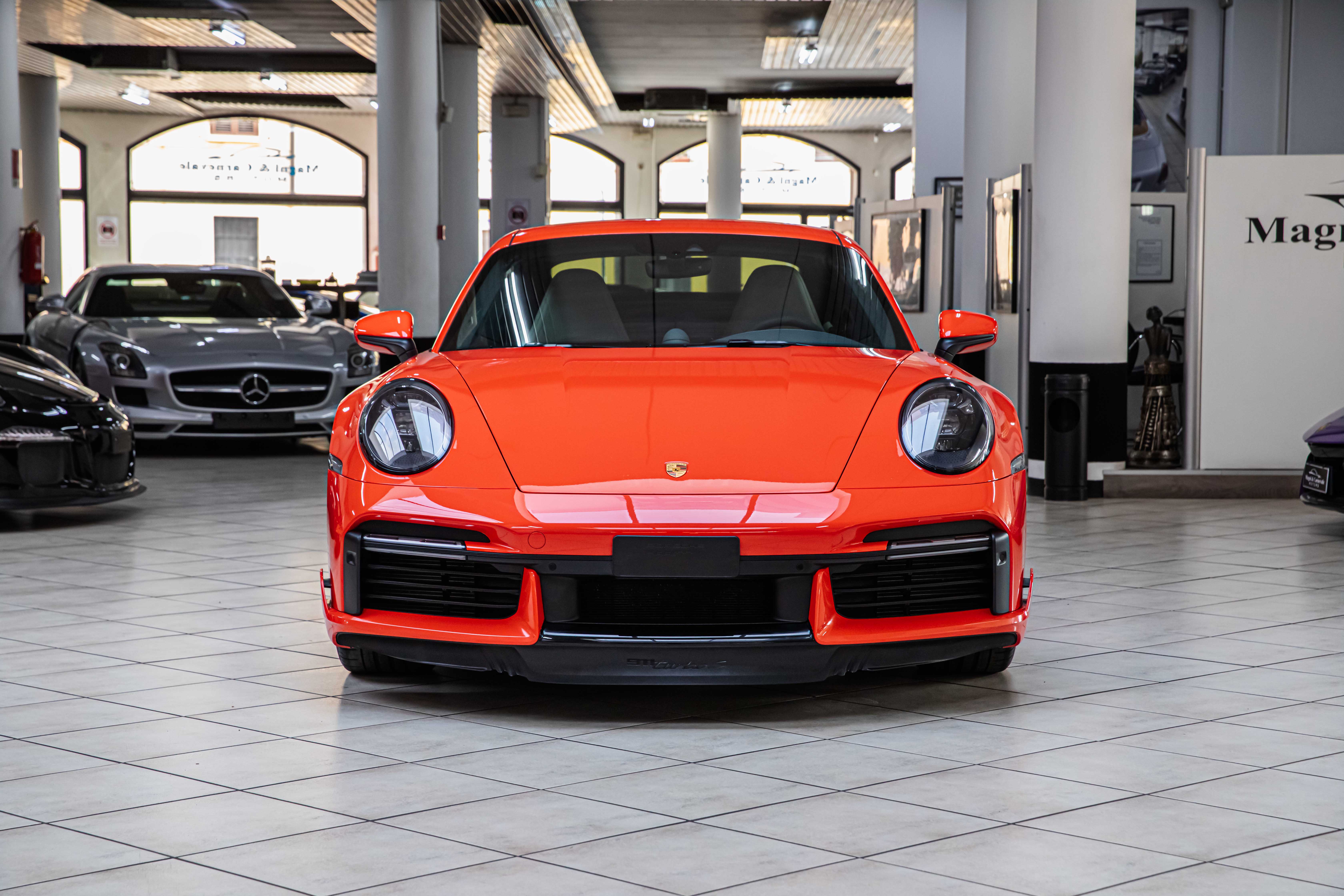 2021 Porsche 911 Turbo S offered by a specialist dealer in Milan, Italy, photo 6 of 20
