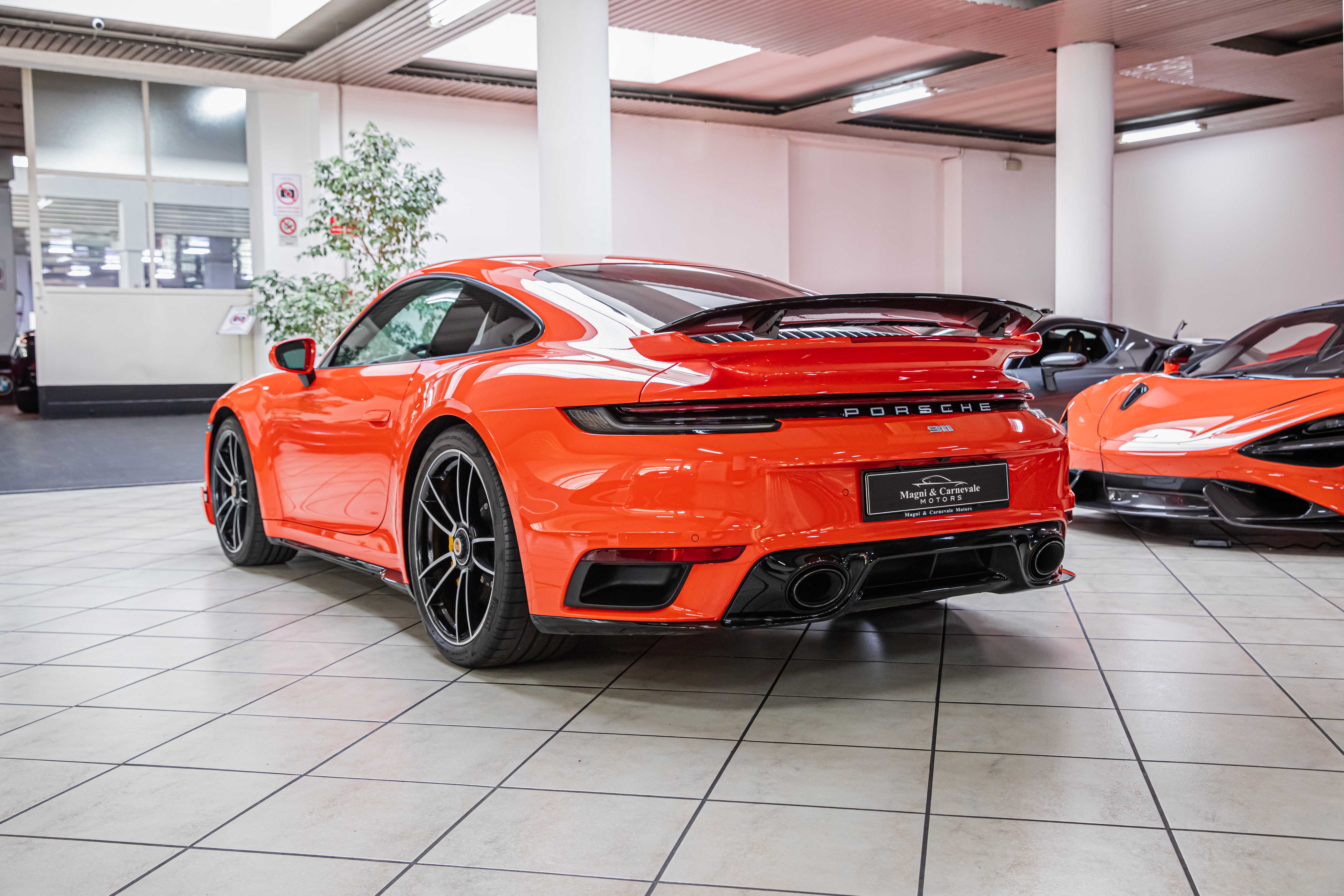2021 Porsche 911 Turbo S offered by a specialist dealer in Milan, Italy, photo 9 of 20
