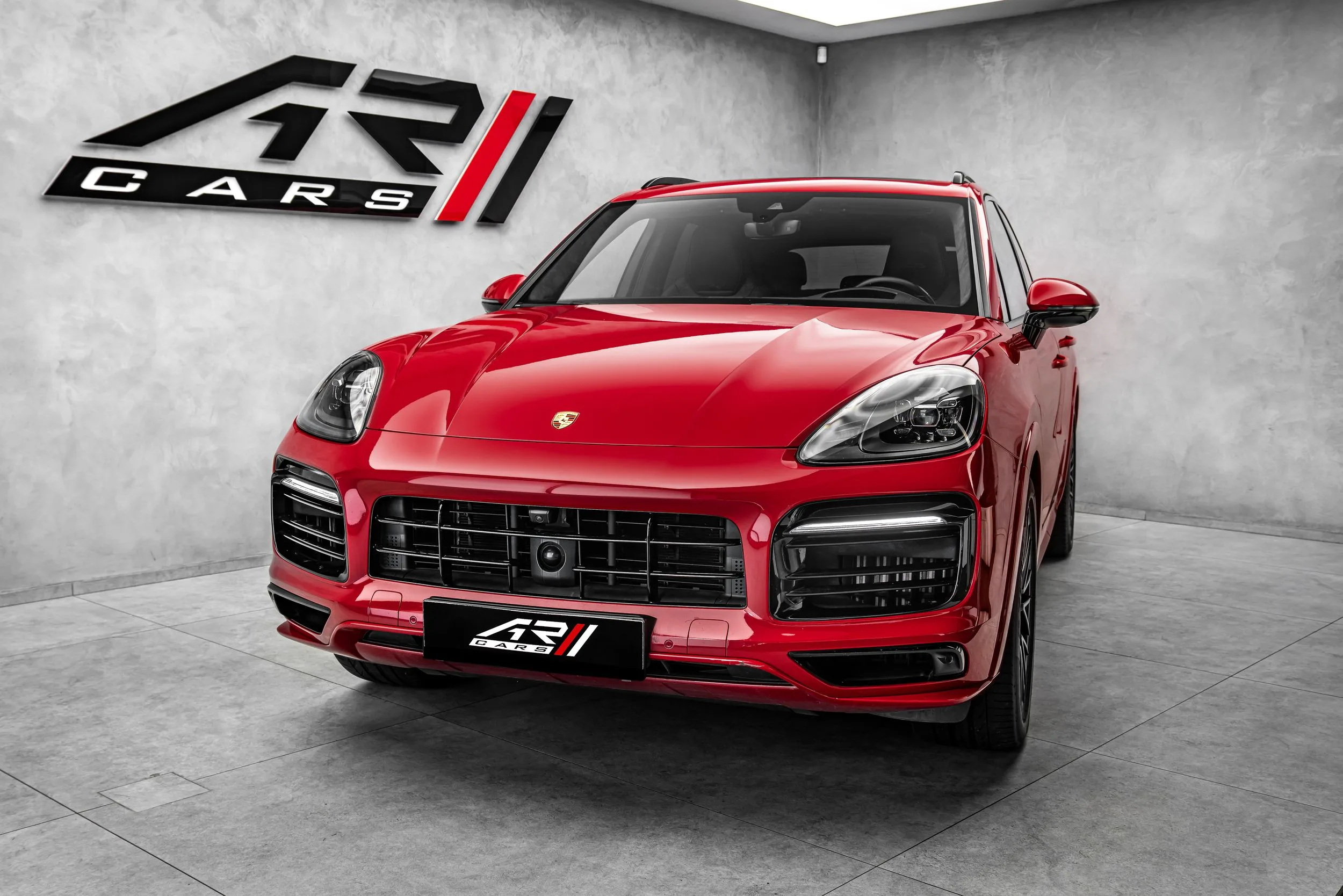 2021 Porsche Cayenne GTS, 3/27
