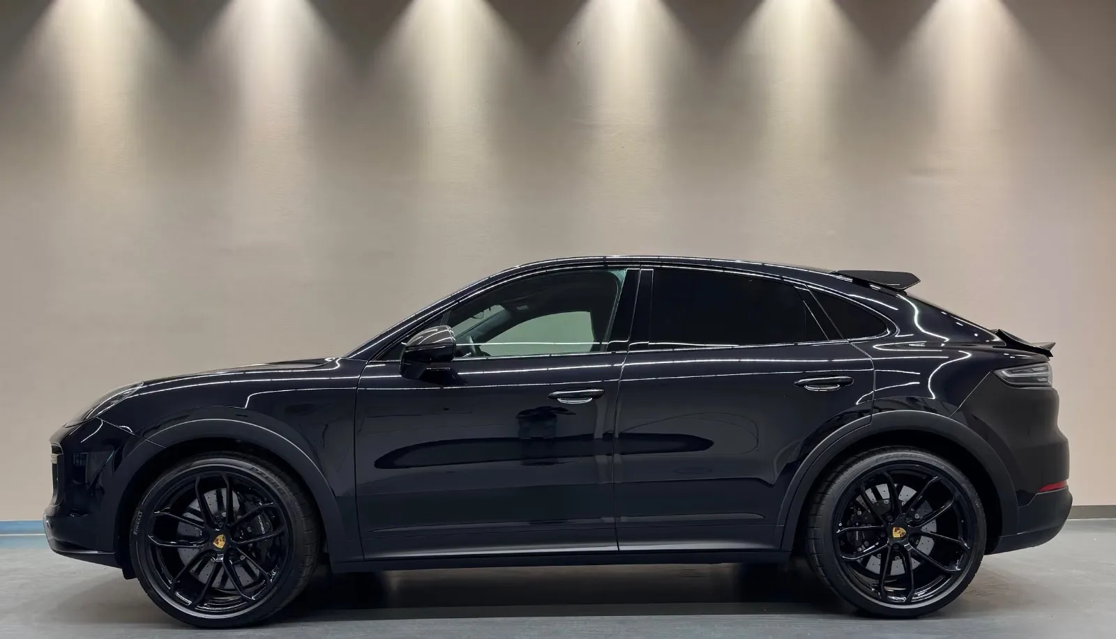 2021 Porsche Cayenne Turbo GT, 3/17