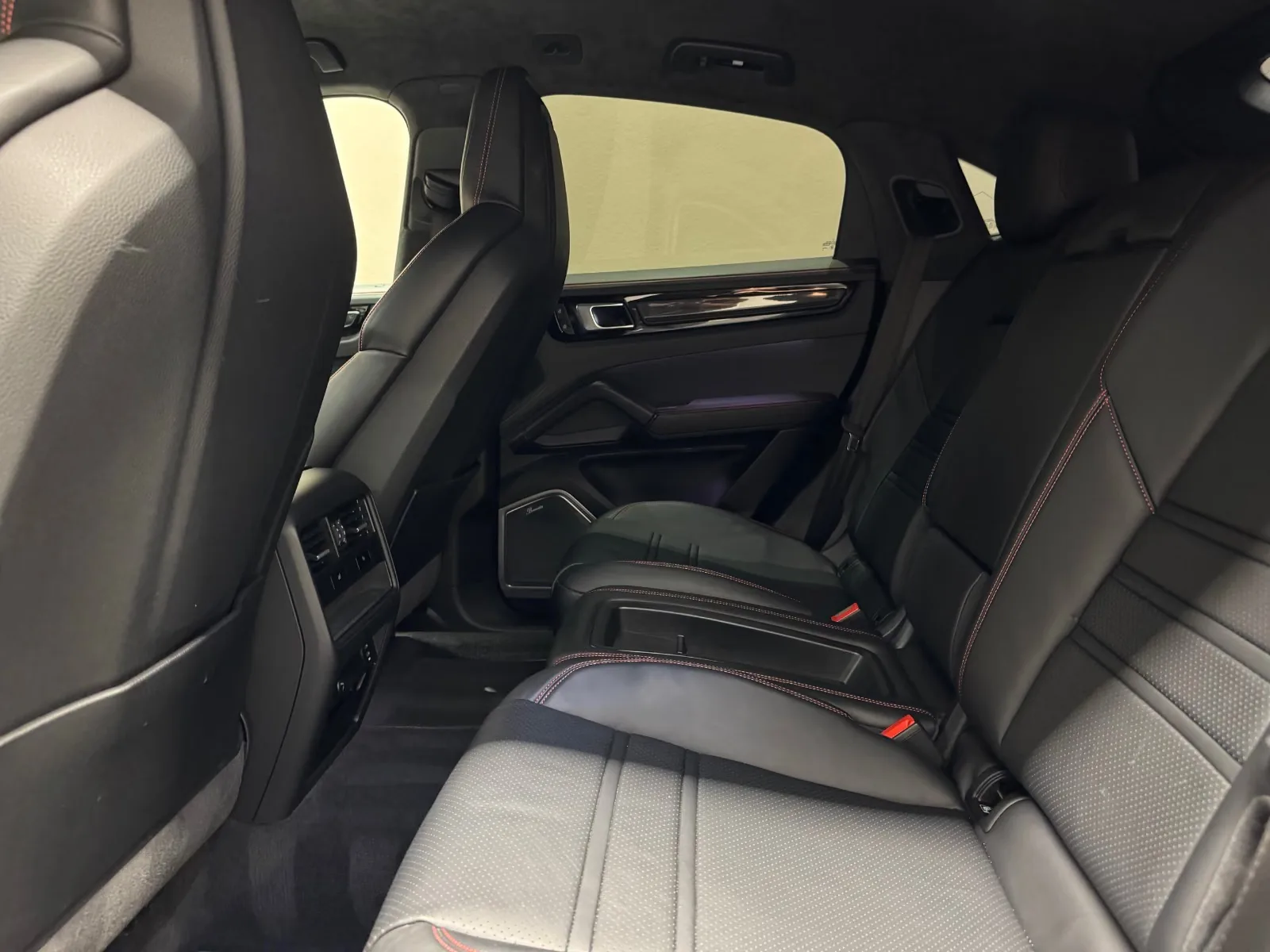 2021 Porsche Cayenne Turbo GT, 13/17