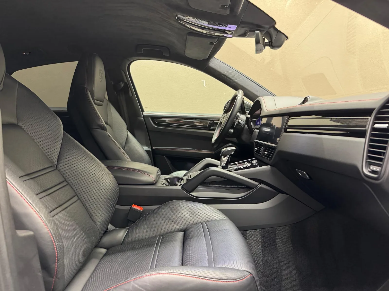 2021 Porsche Cayenne Turbo GT, 16/17
