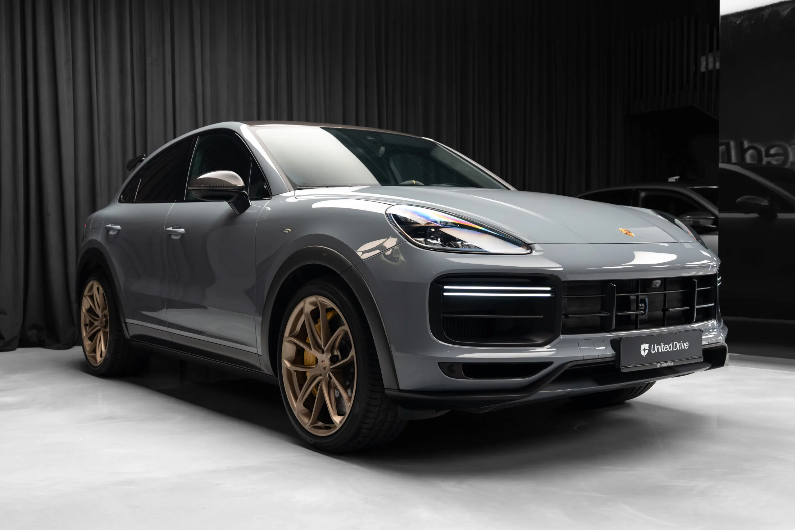 2021 Porsche Cayenne Turbo GT, 3/30