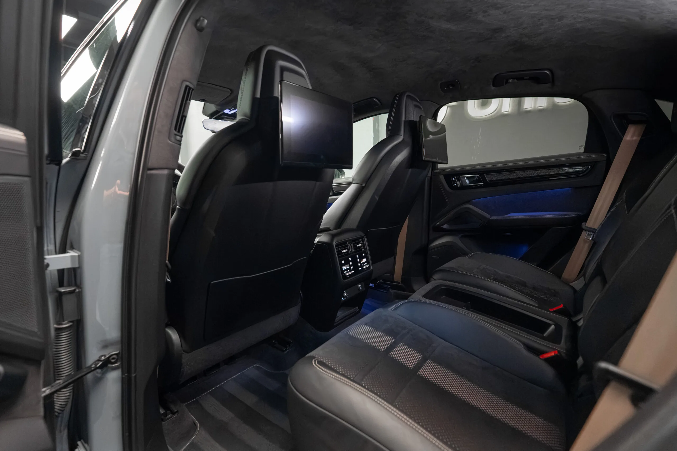 2021 Porsche Cayenne Turbo GT, 30/30