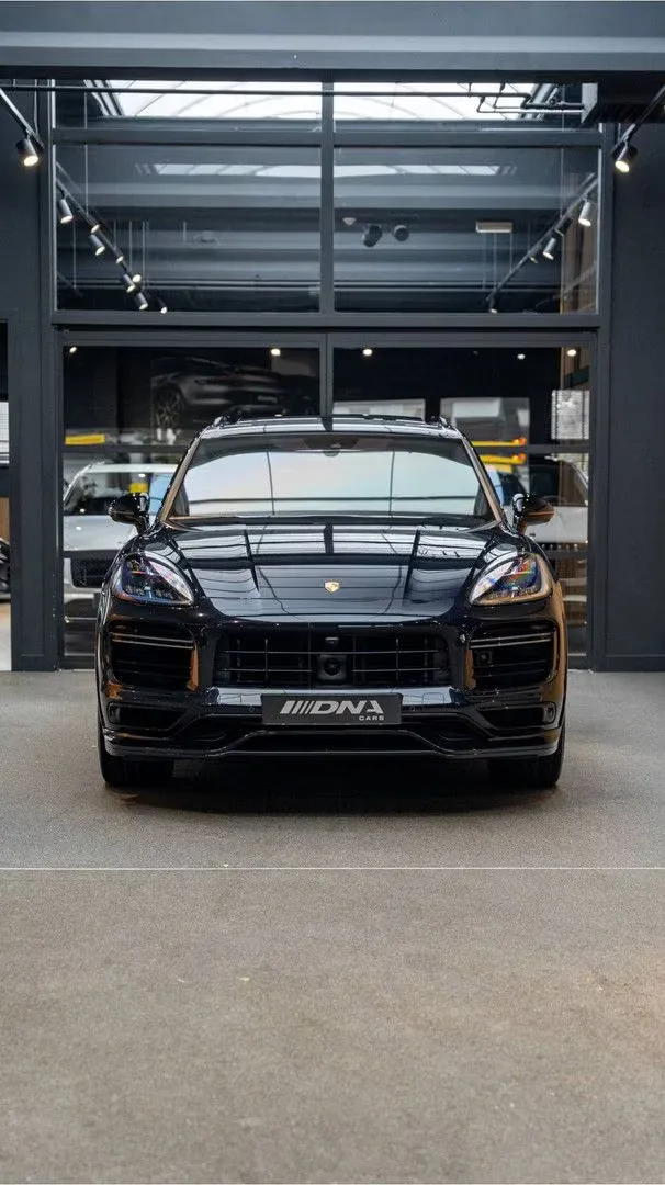 2021 Porsche Cayenne Turbo S E-Hybrid Techart / Exclusive Manufaktur, 21/30