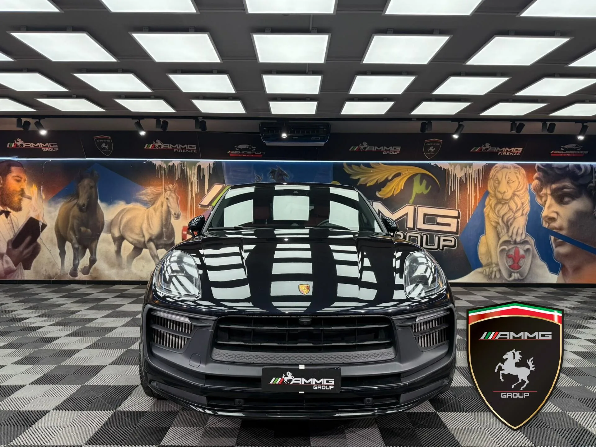 2021 Porsche Macan GTS, 2/15