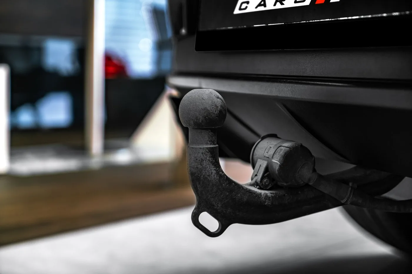 2021 Porsche Macan S offered by a specialist dealer in Ostrava, Czechia, photo 11 of 15