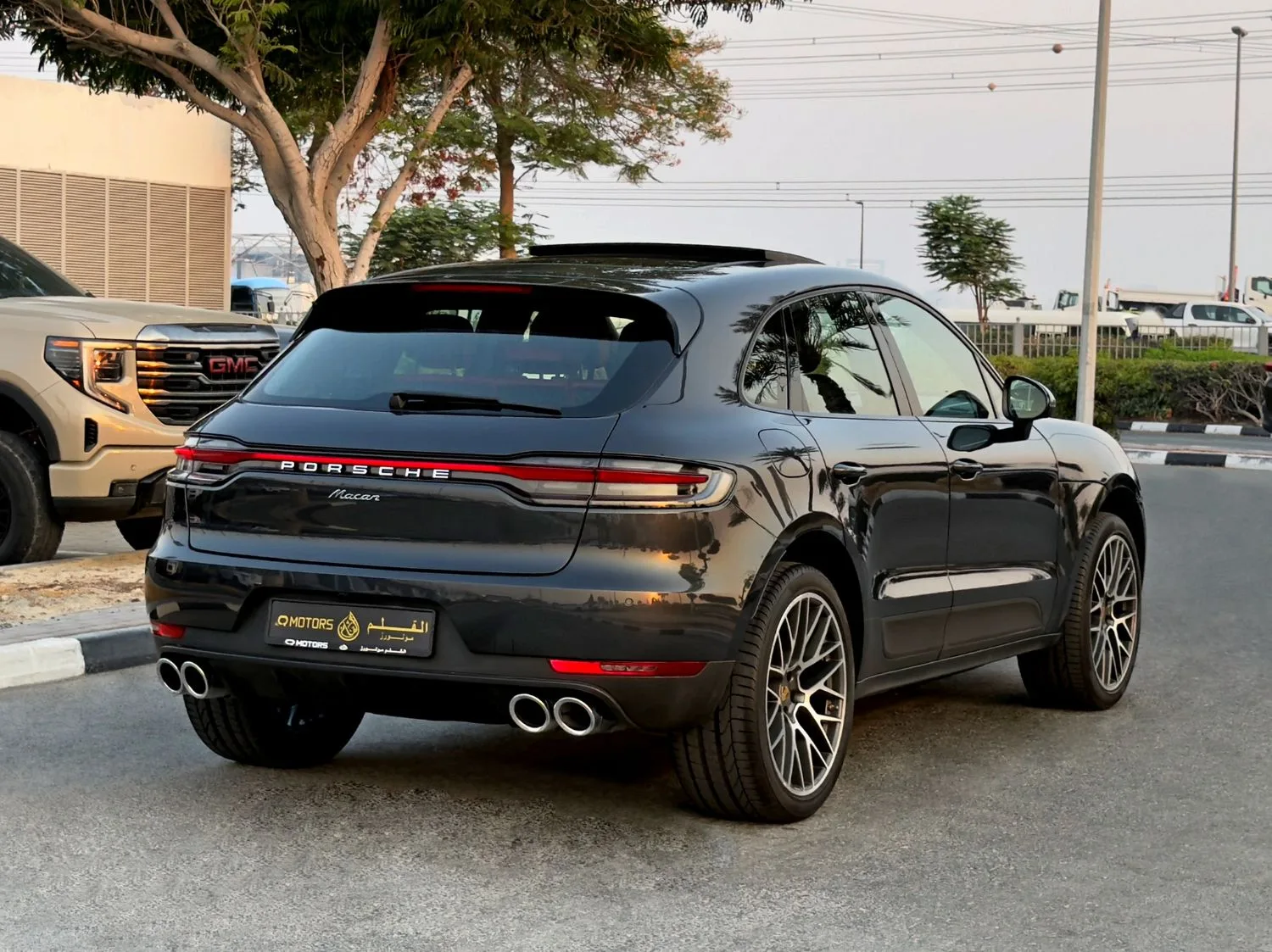 2021 Porsche Macan S offered by a specialist dealer in Dubai, United Arab Emirates, photo 7 of 14