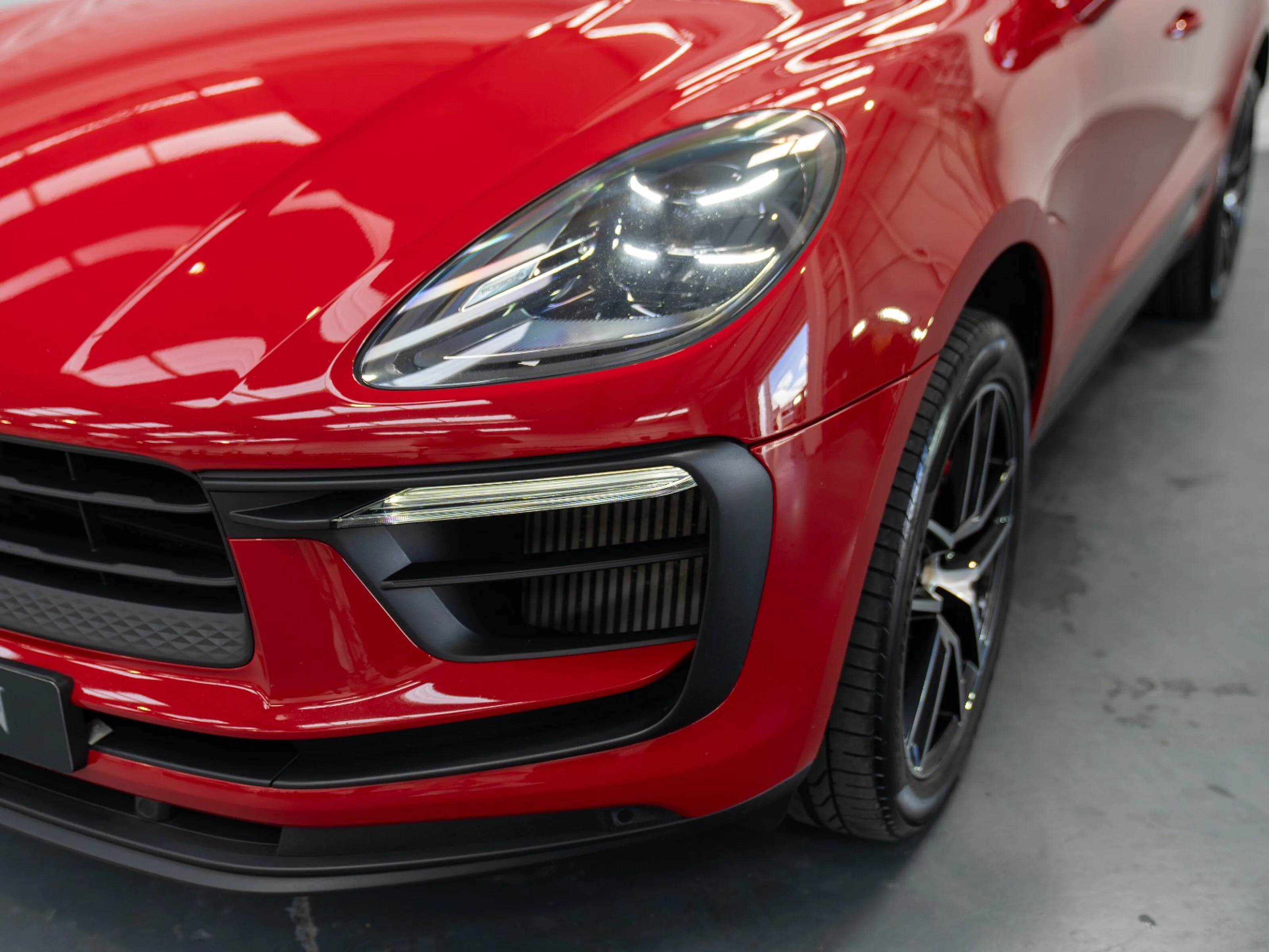 2021 Porsche Macan S, 7/30