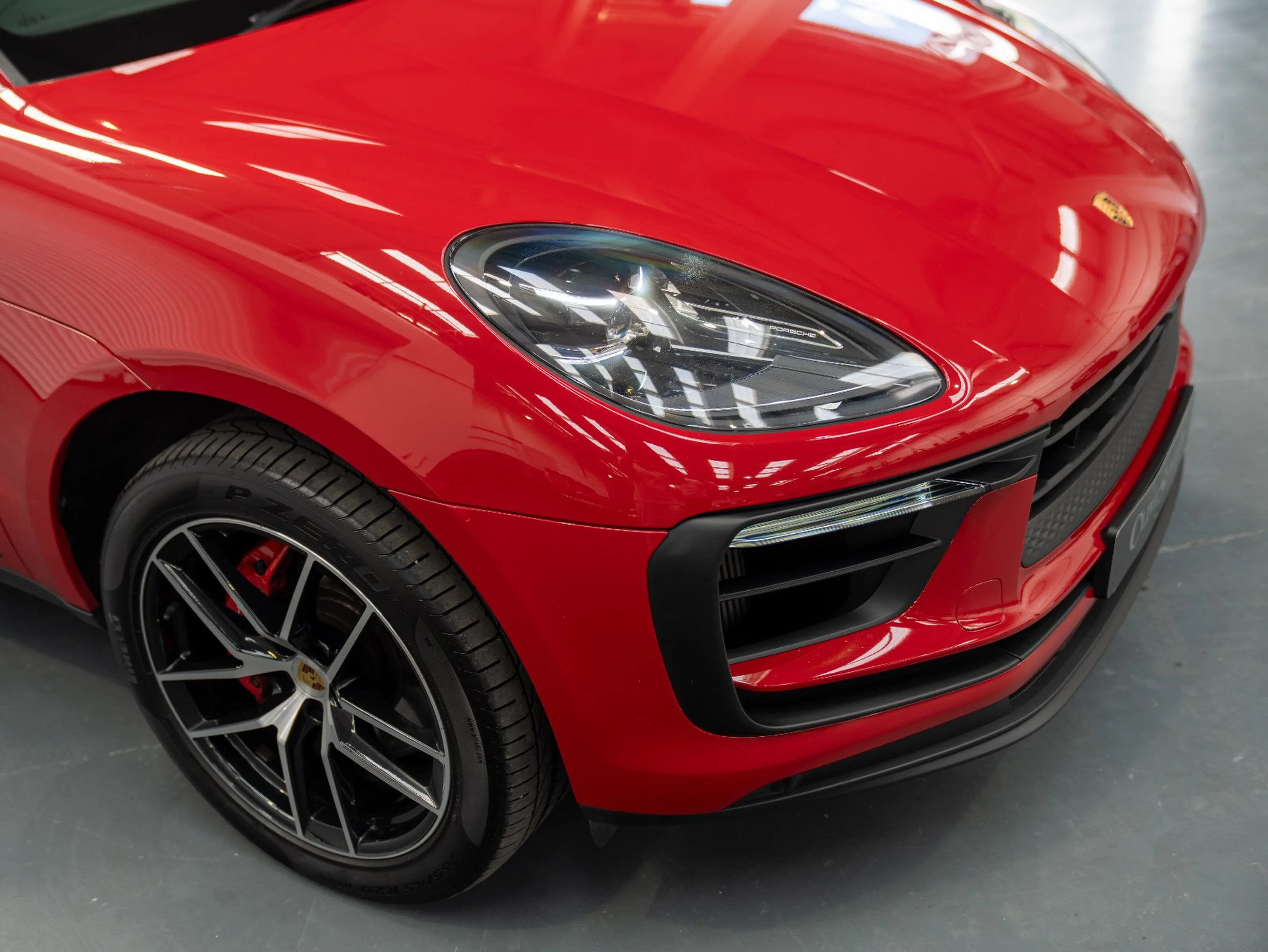 2021 Porsche Macan S, 8/30