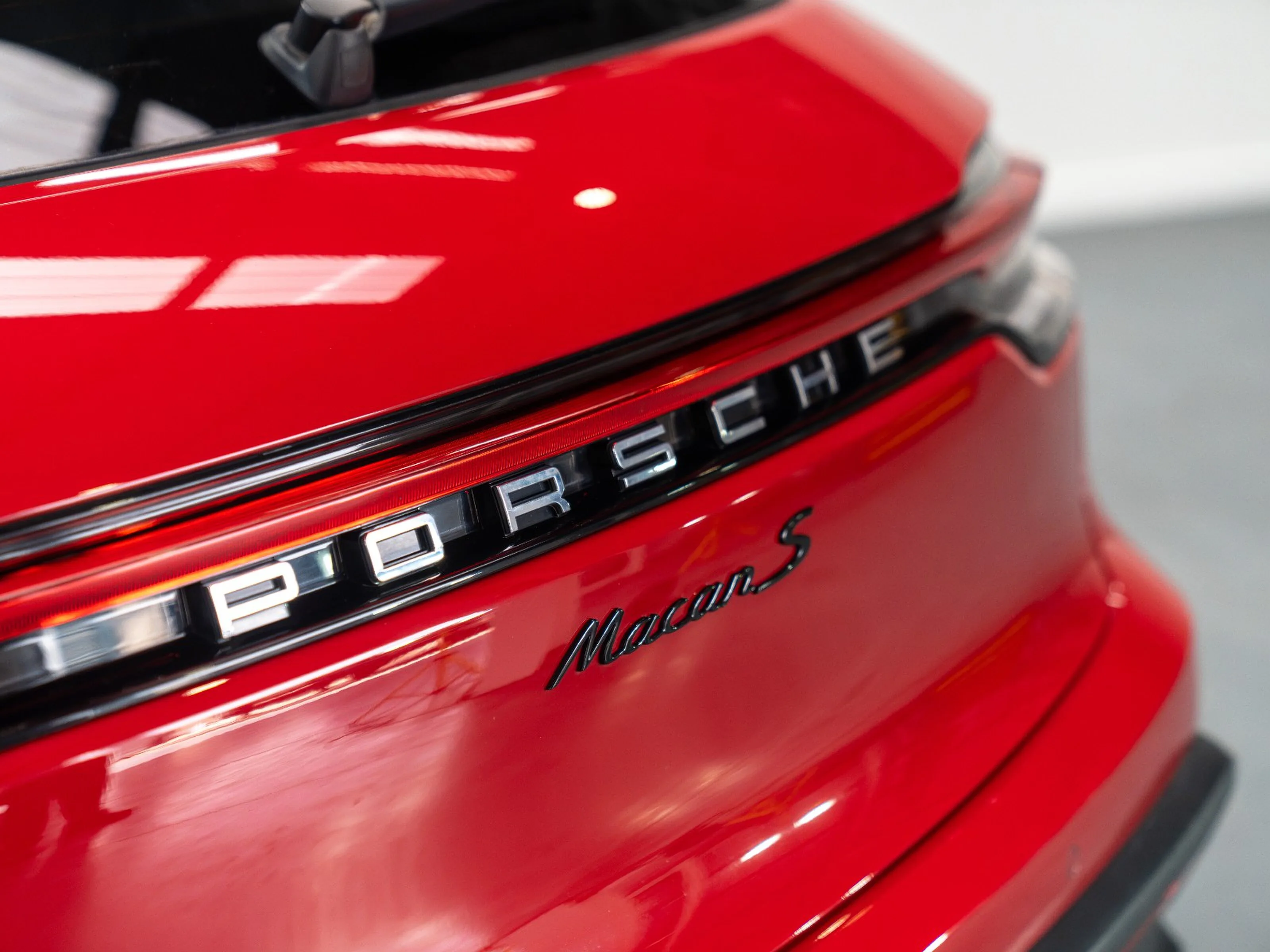 2021 Porsche Macan S, 25/30
