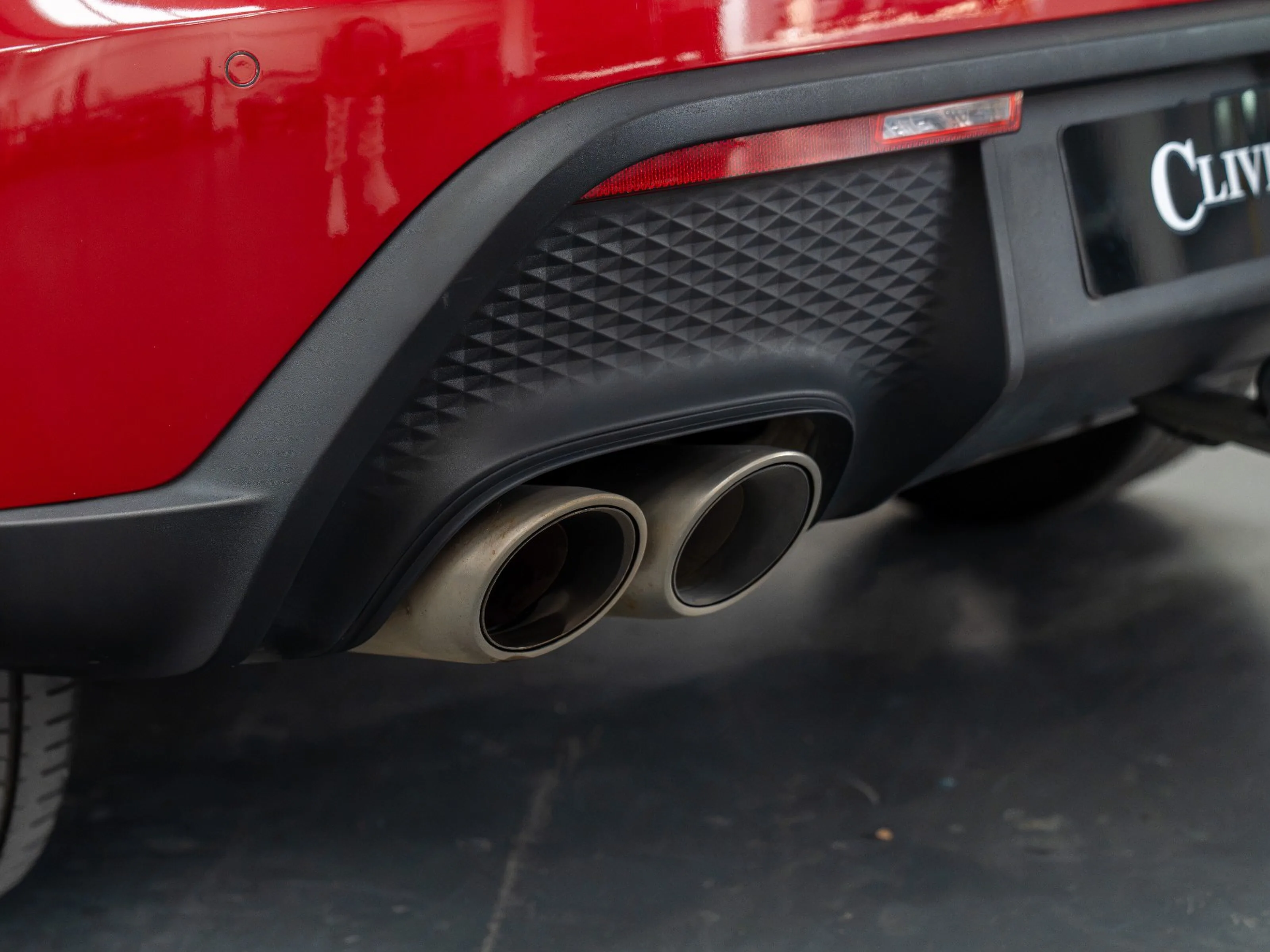2021 Porsche Macan S, 27/30
