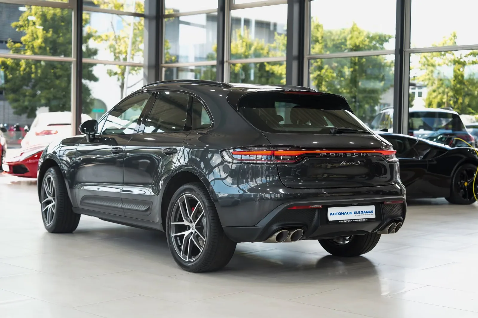 2021 Porsche Macan S, 3/23