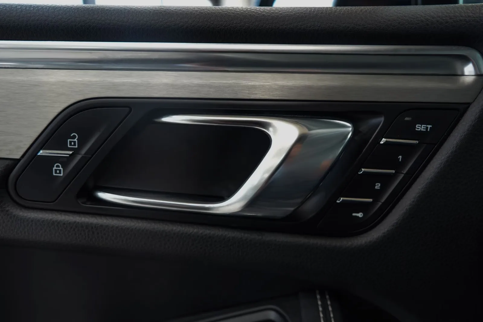 2021 Porsche Macan S, 14/23