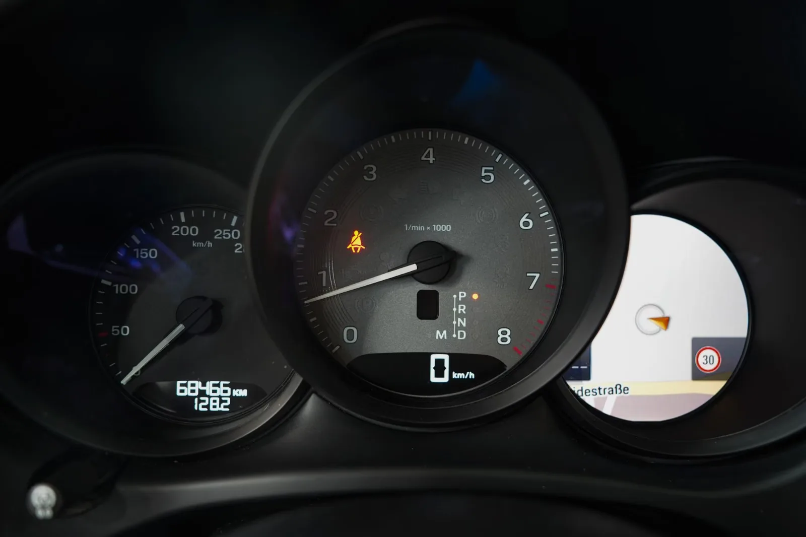 2021 Porsche Macan S, 17/23