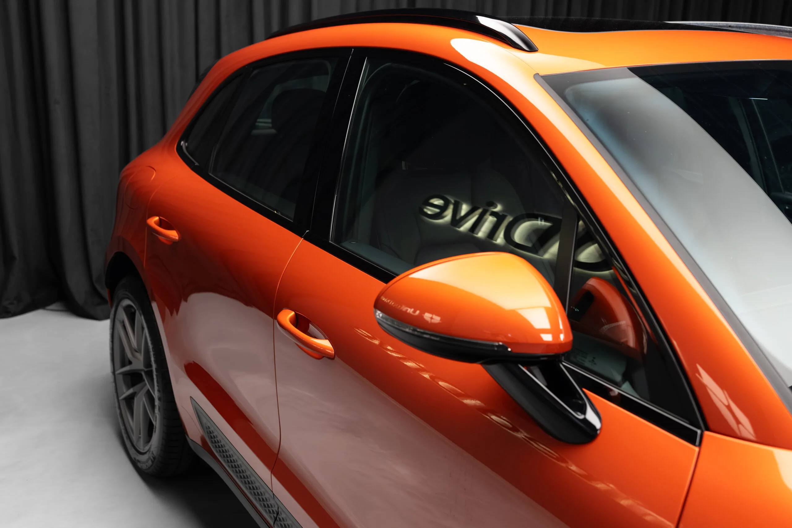2021 Porsche Macan S, 4/30