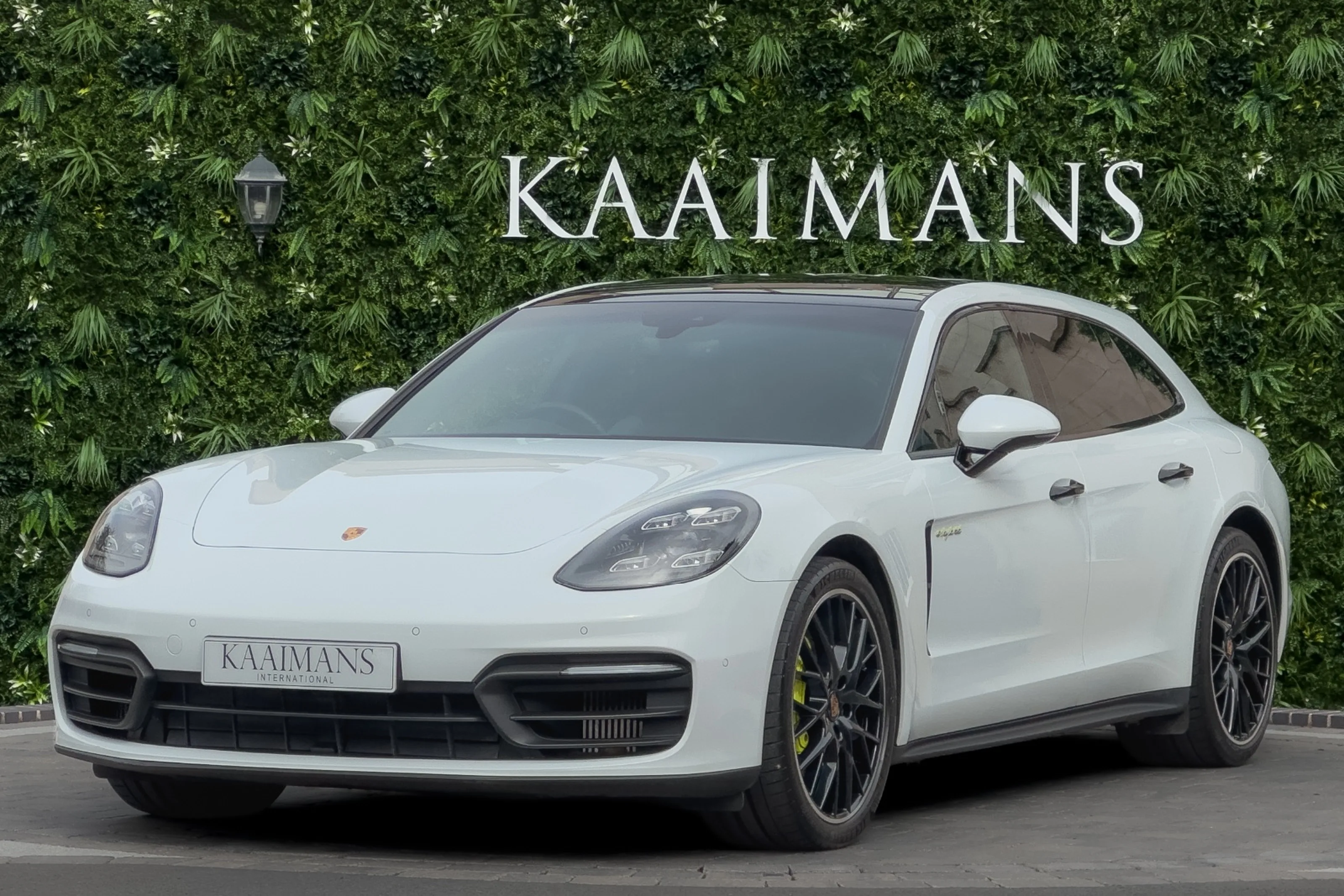 2021 Porsche Panamera 4 E-Hybrid Sport Turismo, 3/30