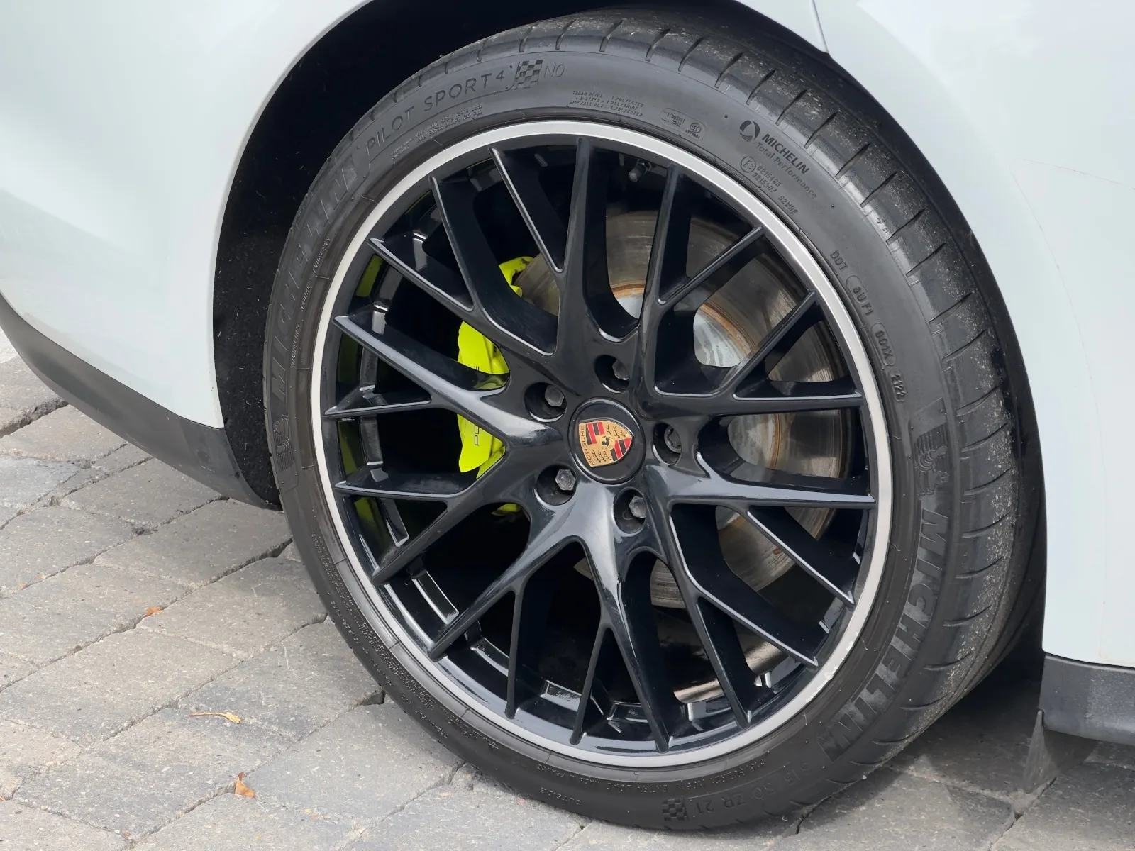2021 Porsche Panamera 4 E-Hybrid Sport Turismo, 7/30