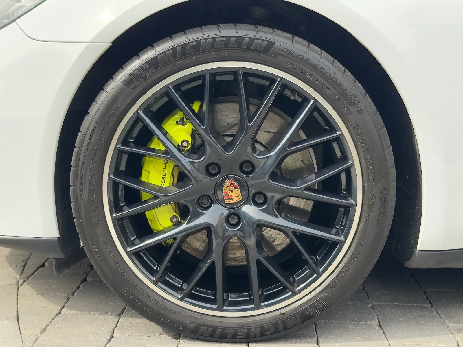 2021 Porsche Panamera 4 E-Hybrid Sport Turismo, 9/30