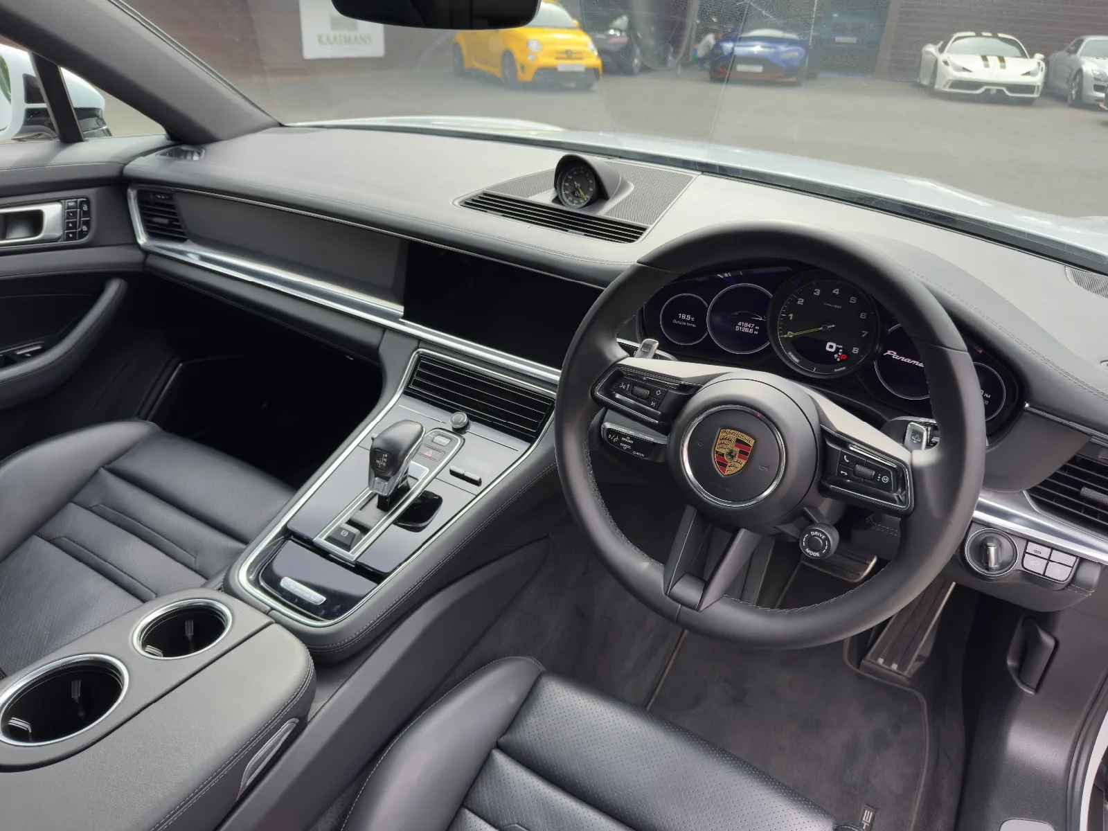 2021 Porsche Panamera 4 E-Hybrid Sport Turismo, 26/30