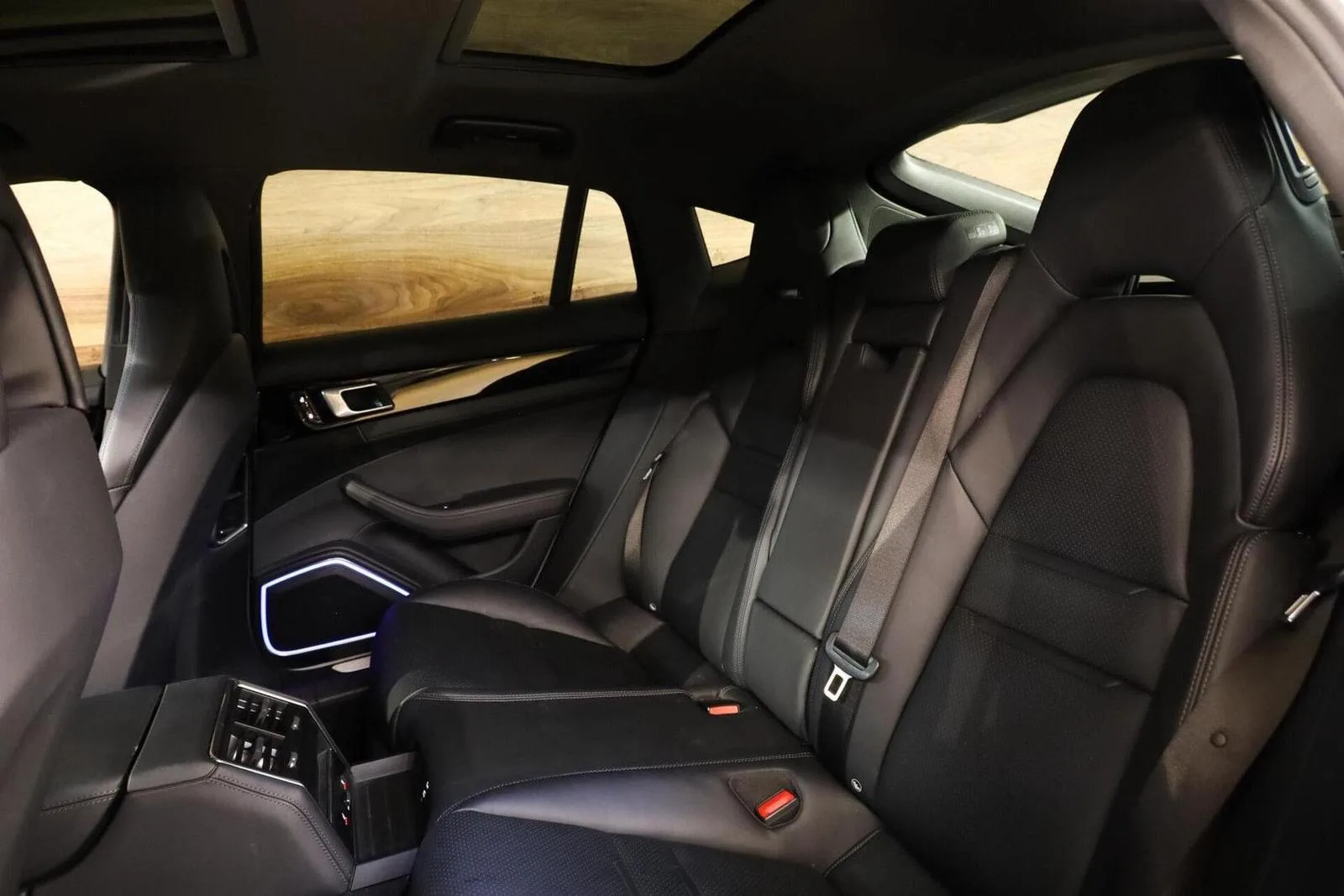 2021 Porsche Panamera 4 E-Hybrid, 9/30