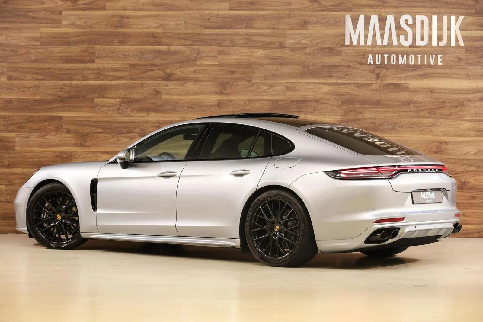 2021 Porsche Panamera 4 E-Hybrid, 11/30