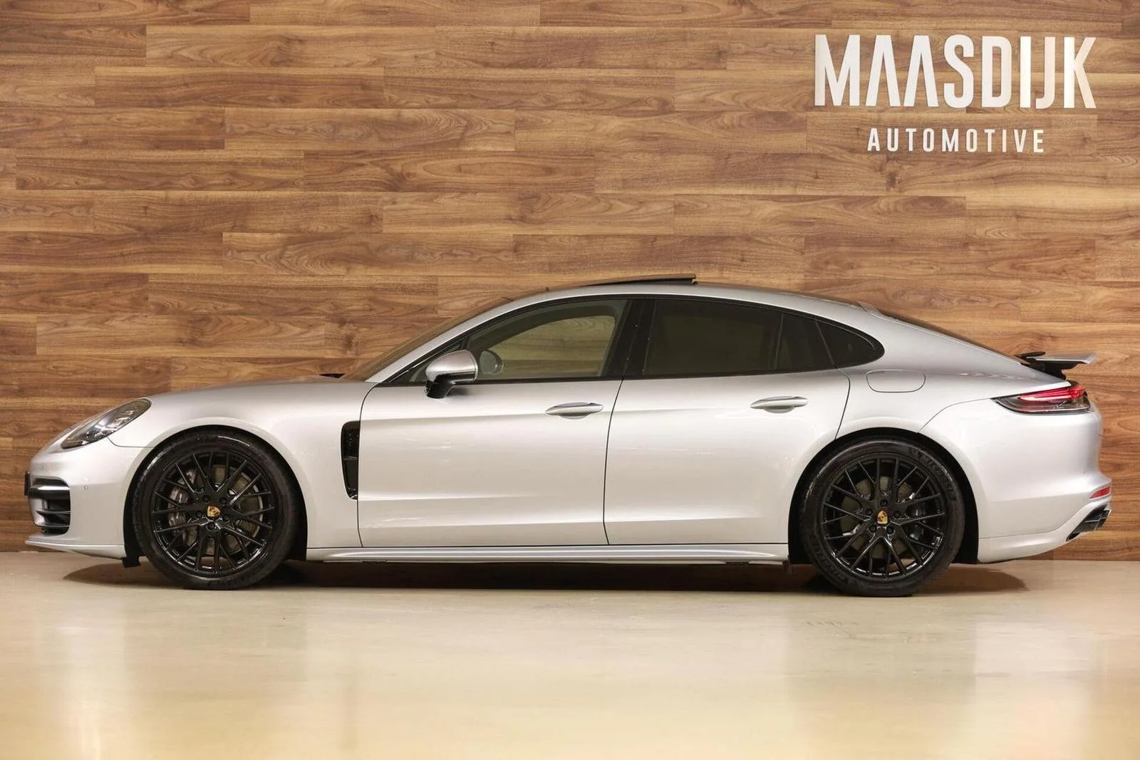 2021 Porsche Panamera 4 E-Hybrid, 12/30