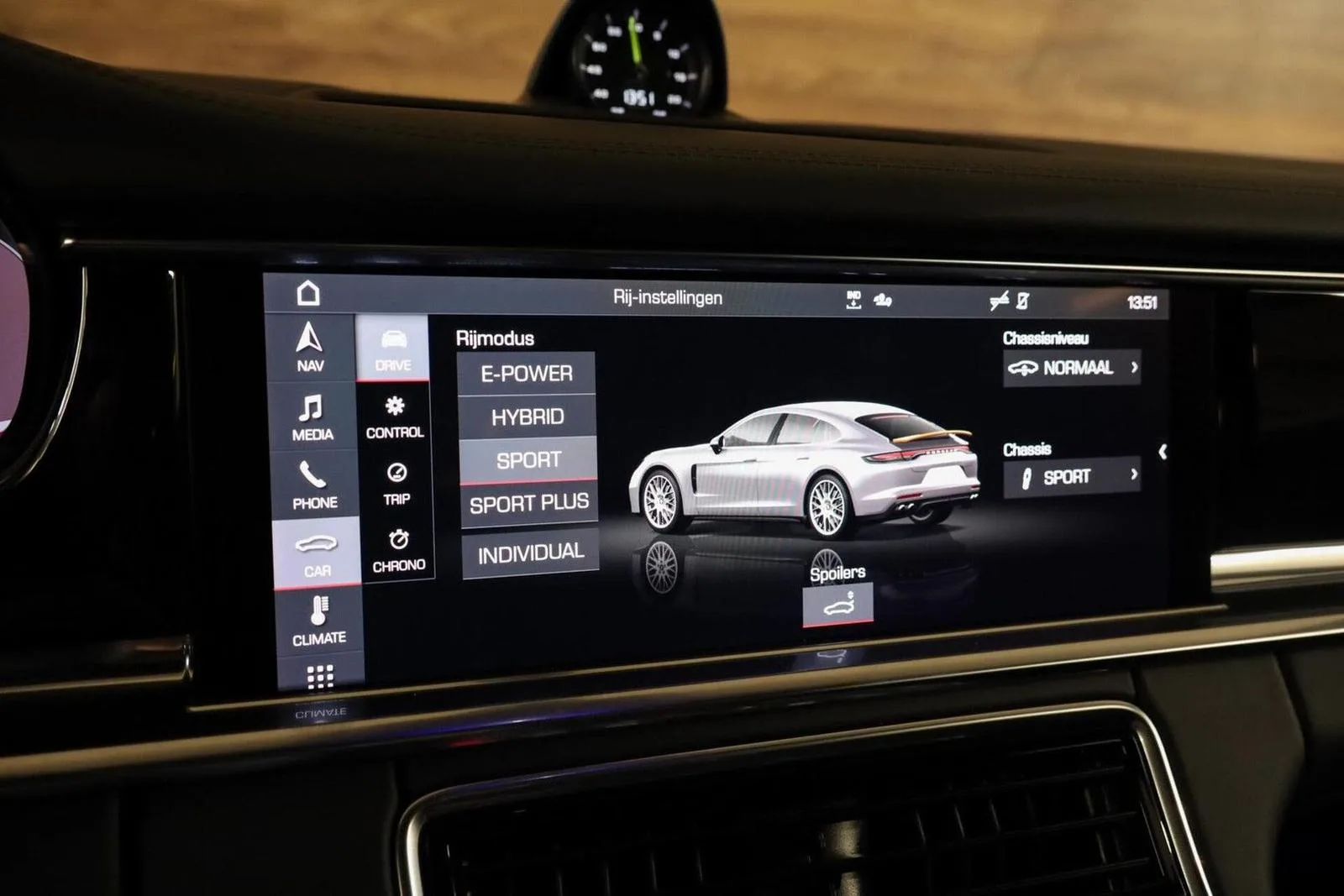 2021 Porsche Panamera 4 E-Hybrid, 17/30