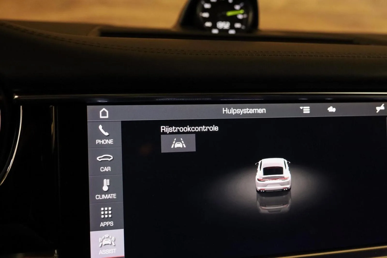 2021 Porsche Panamera 4 E-Hybrid, 29/30