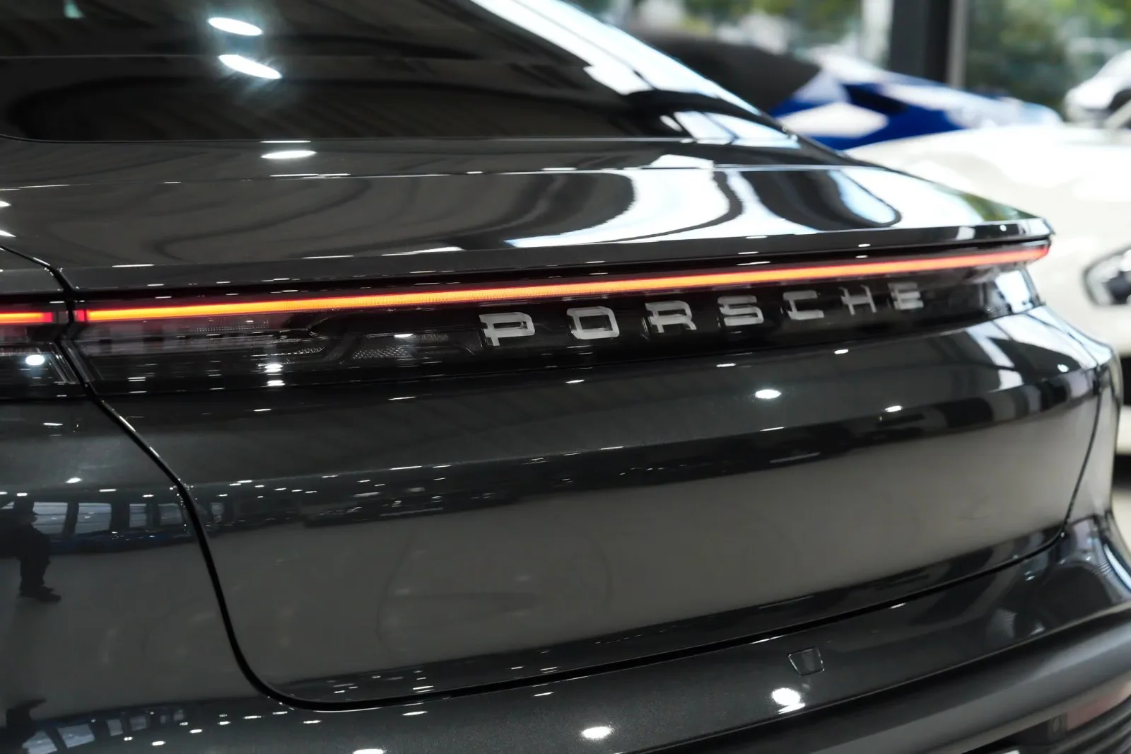 2021 Porsche Taycan 4S, 10/30