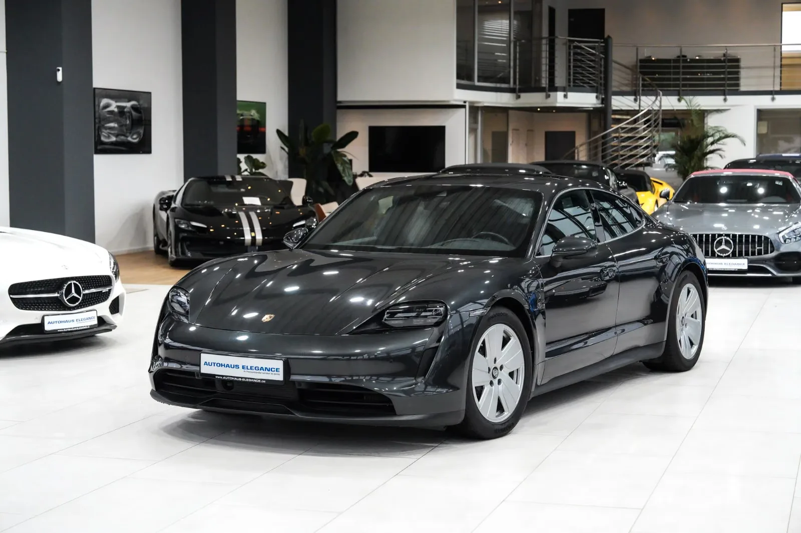 2021 Porsche Taycan, 7/23