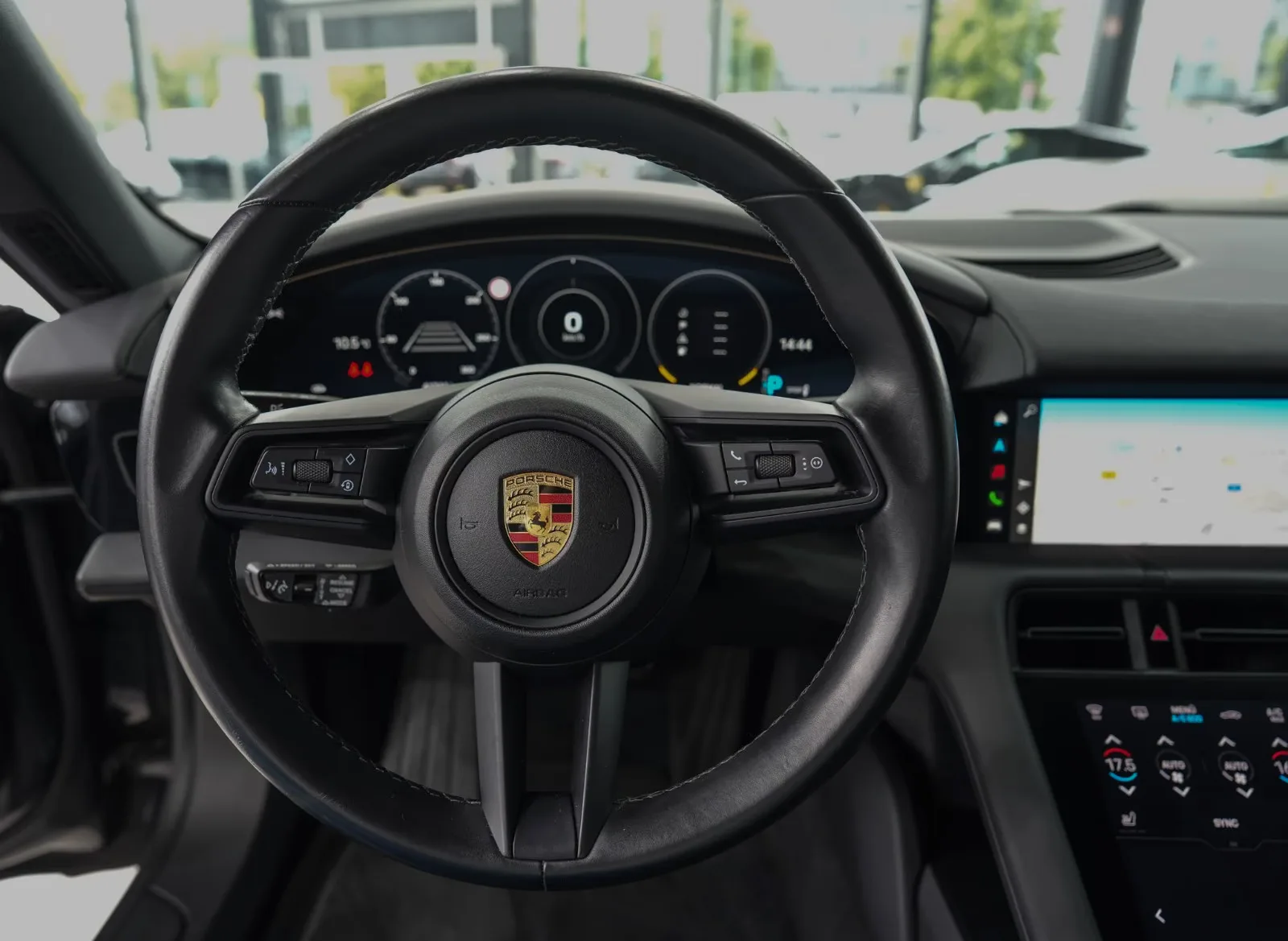 2021 Porsche Taycan, 17/23