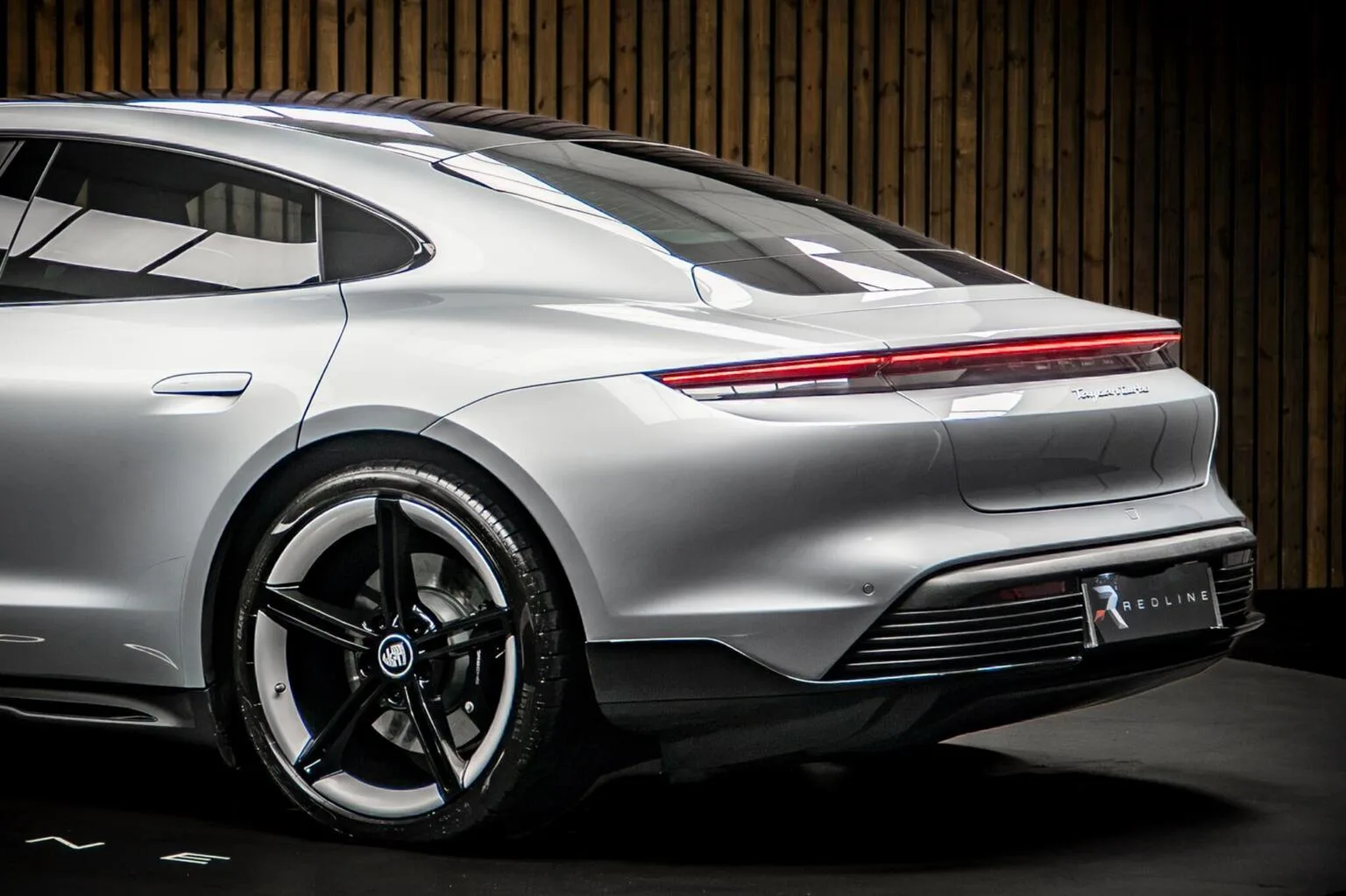 2021 Porsche Taycan Turbo, 16/30